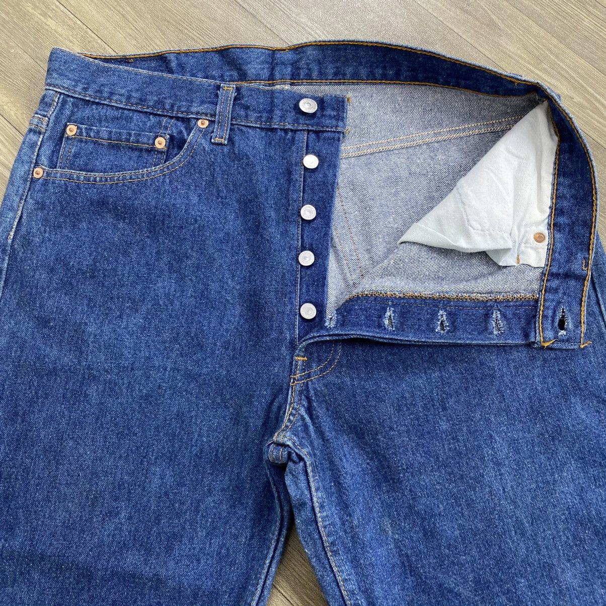 Levi's Vintage Clothing 🇺🇸1990s Vintage Levis 501XX 38x32 Straight Leg Faded Jeans Size US 38 / EU 54 - 4 Thumbnail