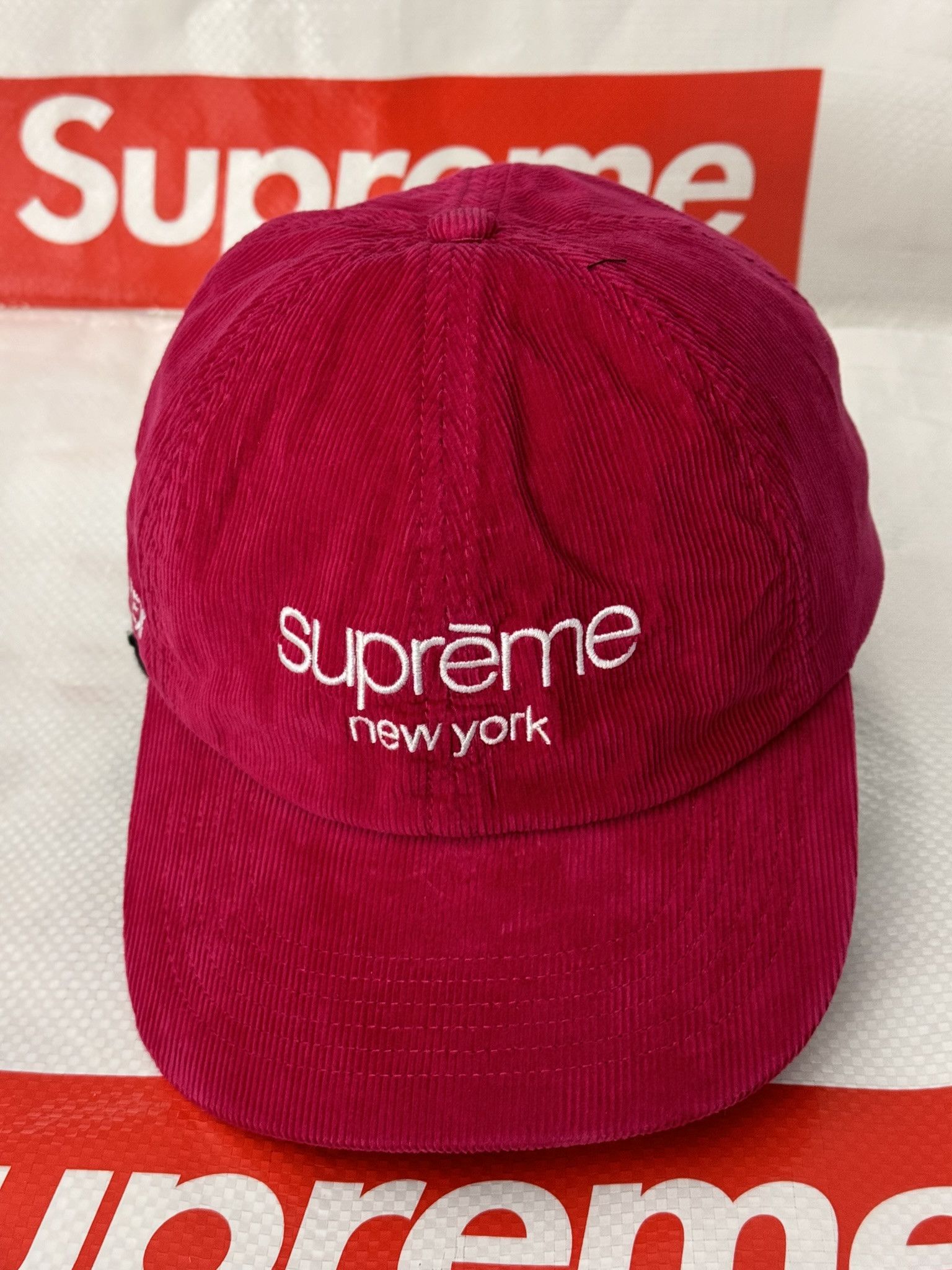 Supreme Supreme GORE-TEX Corduroy Classic Logo 6-Panel Pink hat