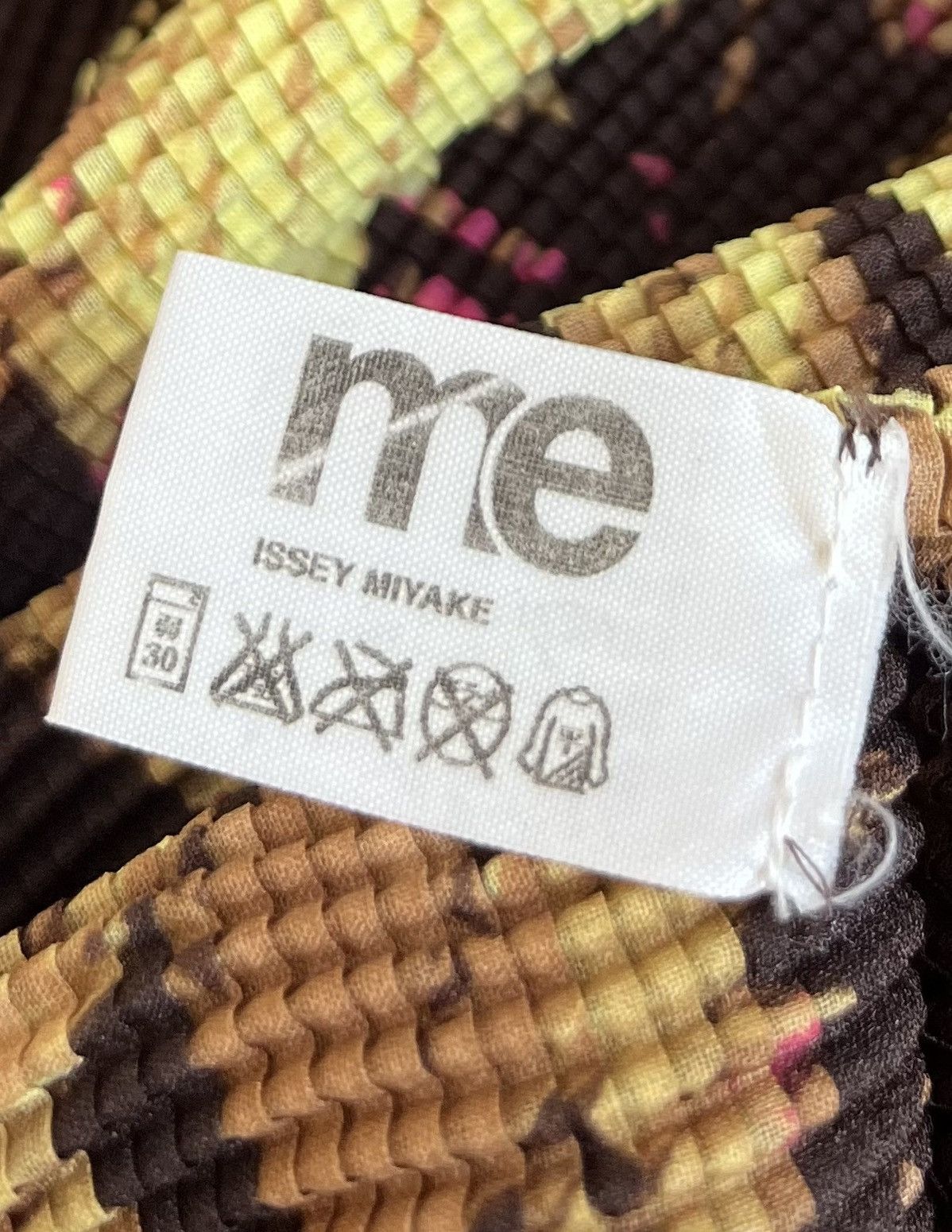 Issey Miyake TAX FREE 🇺🇸 issey miyake me pleated golden floral longsleeve Size S / US 4 / IT 40 - 4 Thumbnail