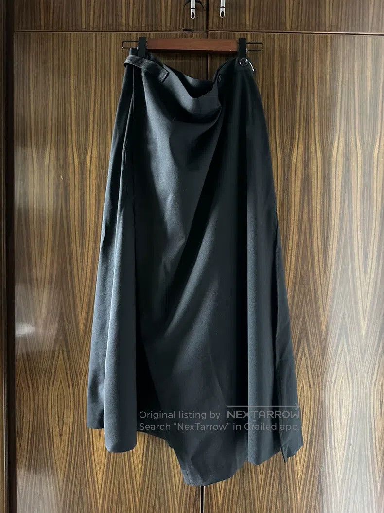 Yohji Yamamoto Yohji Yamamoto size 3 Half skirt Size 25" / US 0 / IT 36 - 1 Thumbnail