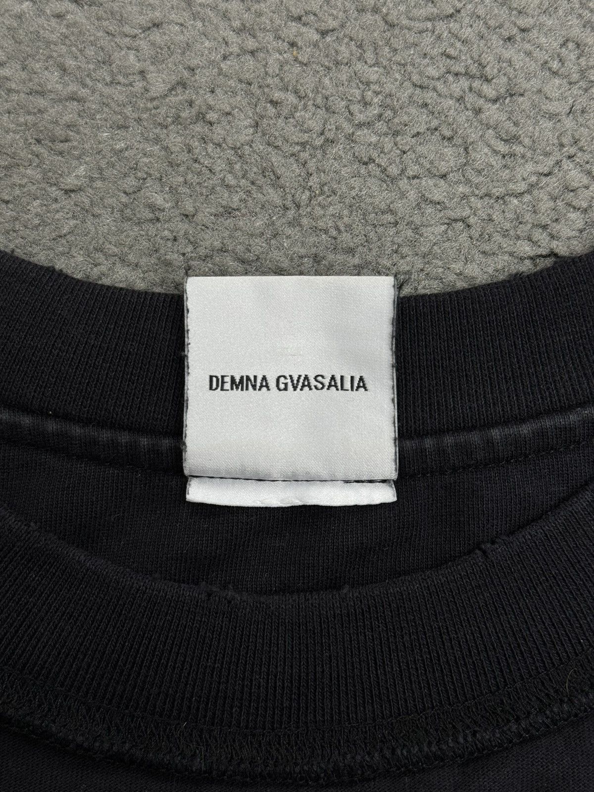 Vetements Vetements 18aw bfrnd shirt Size US L / EU 52-54 / 3 - 5 Thumbnail