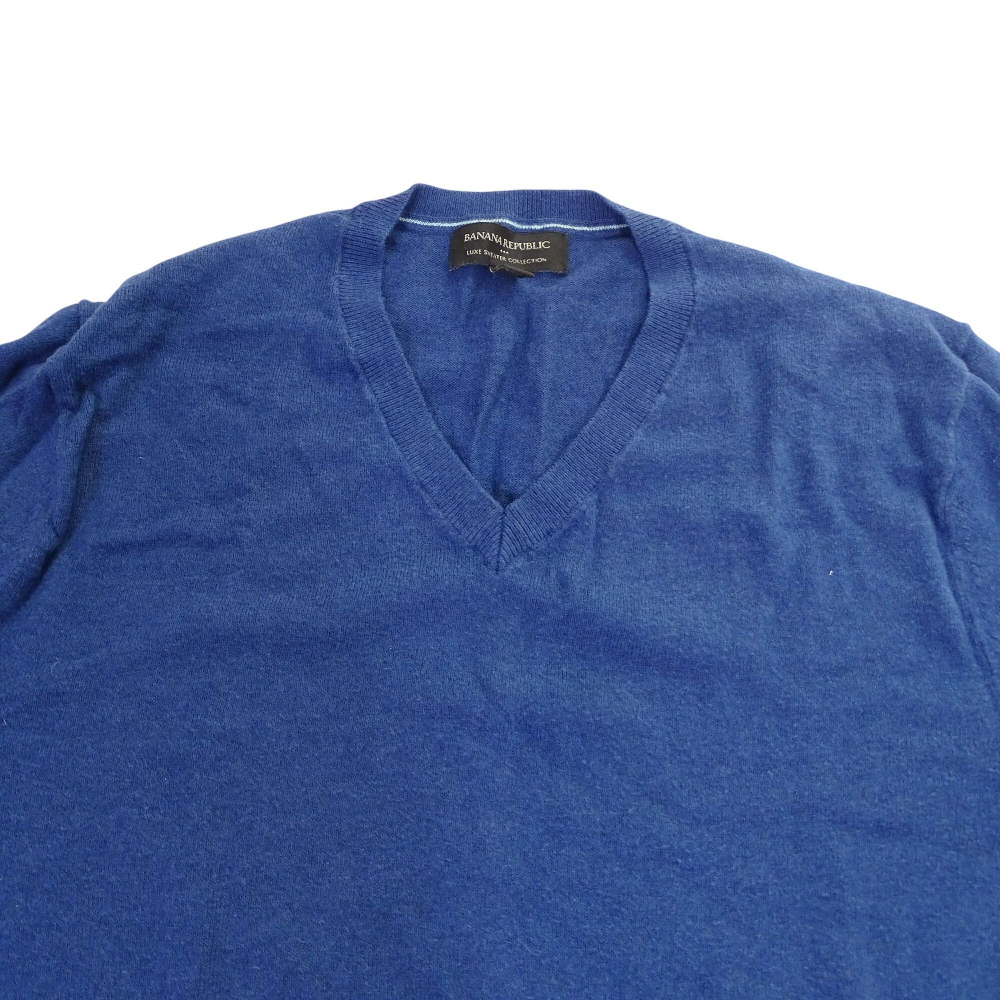 Banana Republic Banana Republic Luxe Sweater Men Blue V-Neck Pullover Size M Size US M / EU 48-50 / 2 - 2 Thumbnail