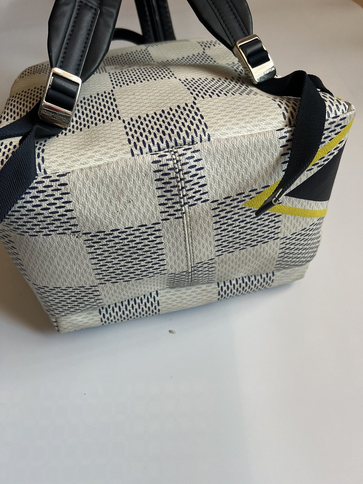 Louis Vuitton Louis Vuitton Dami Latitude Apollo Backpack N44017 Size ONE SIZE - 10 Thumbnail
