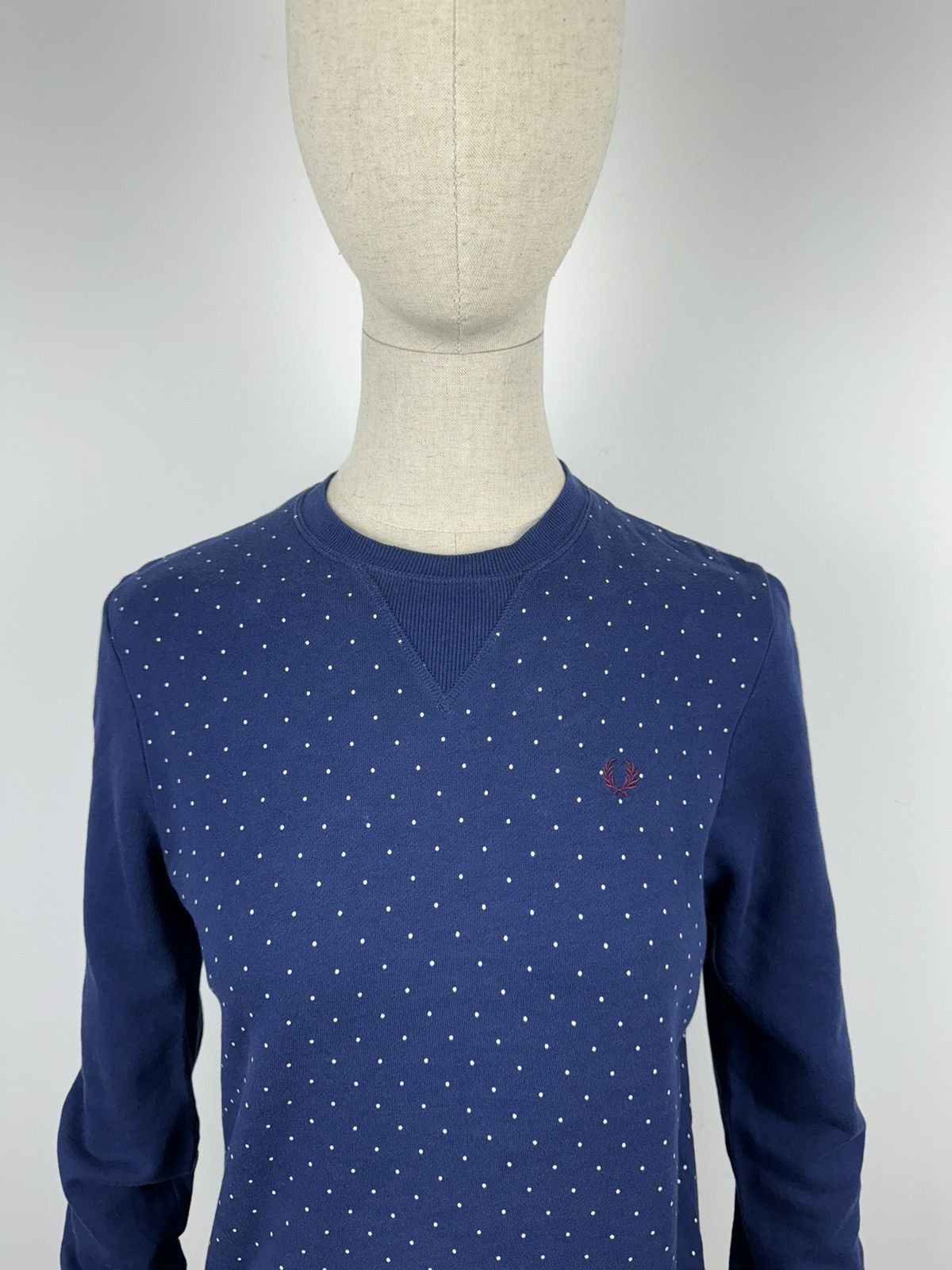 Fred Perry × Vintage Women’s Fred Perry Crew Neck Sweatshirt size 4 Size S / US 4 / IT 40 - 2 Thumbnail