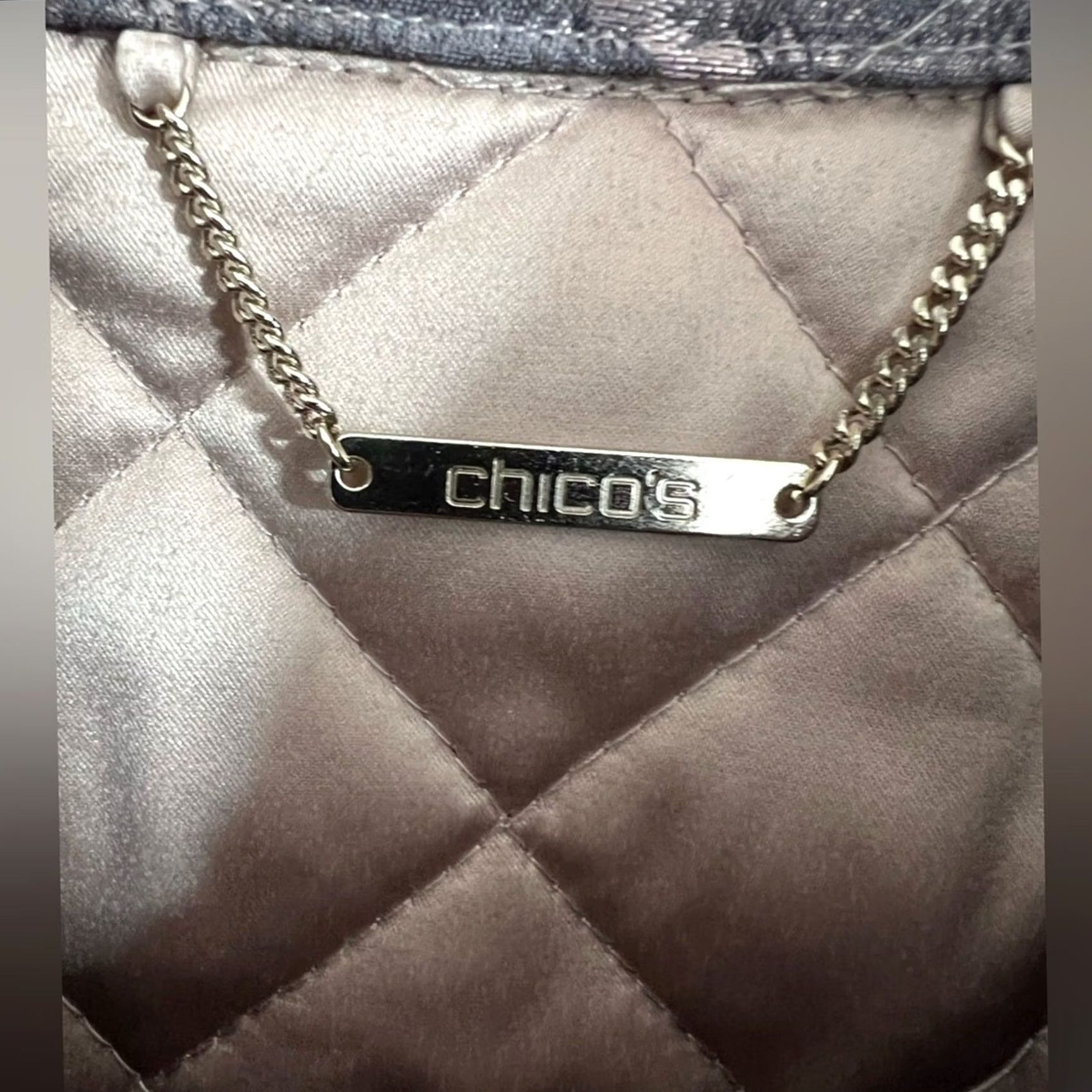 Vintage CHICO'S Women Jacket Coat Quilted Metallic Python Snake Silver Size 2 Regular Fully Lined Elegant Shirt/Jacket Womens Size XS / US 0-2 / IT 36-38 - 5 Thumbnail