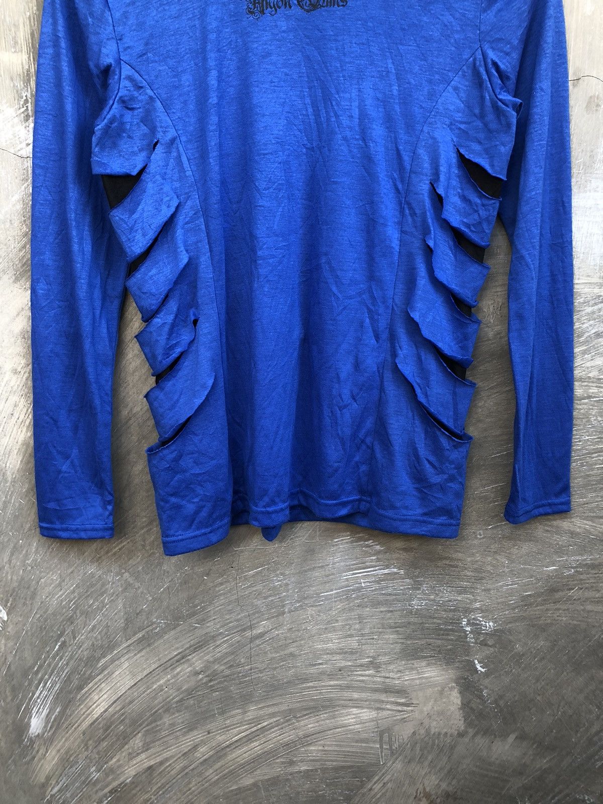 Japanese Brand Y2K Japanese Algonquins Grunge Style T-Shirt Size M / US 6-8 / IT 42-44 - 11 Thumbnail