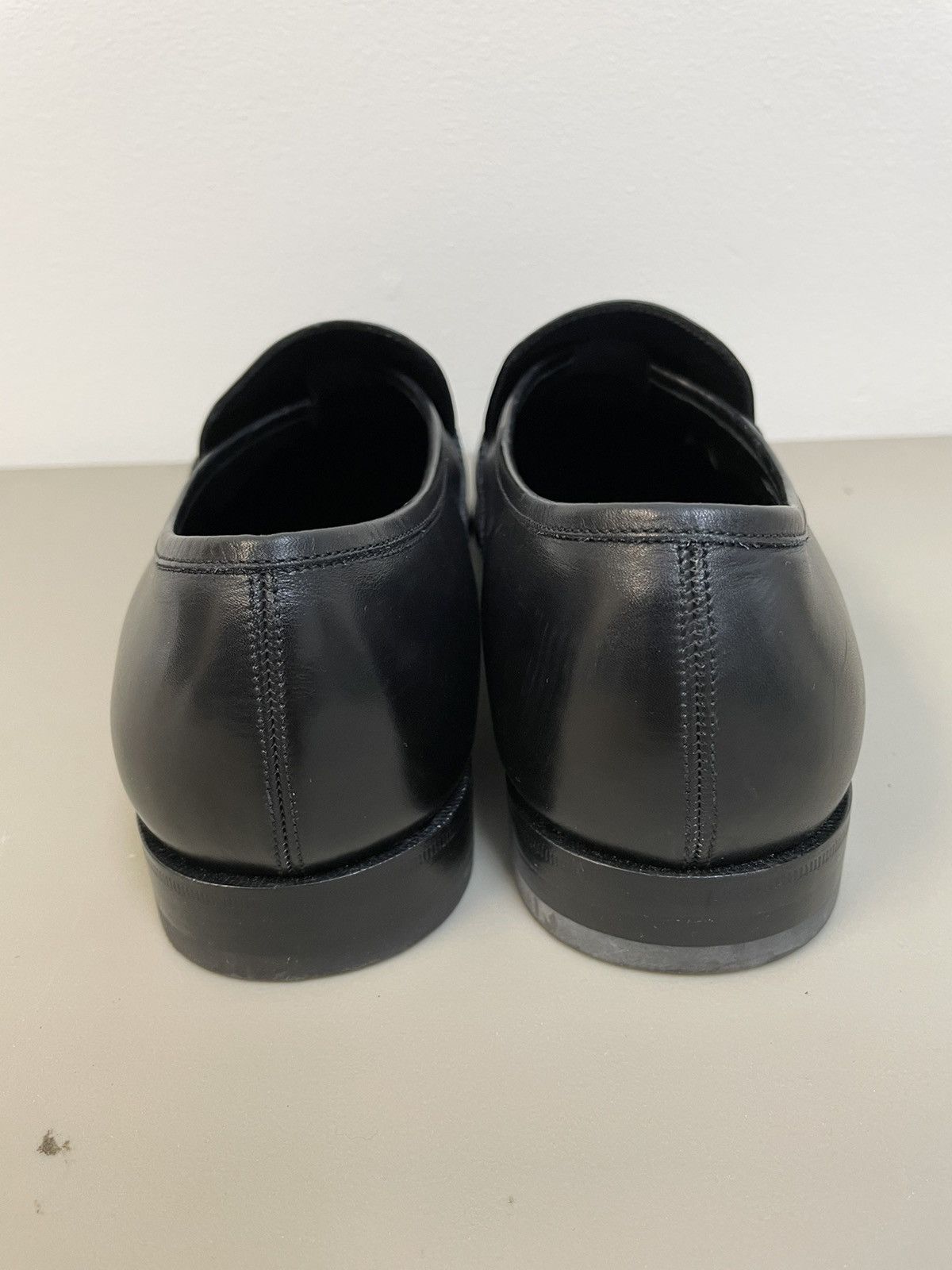 Salvatore Ferragamo Wingtip Loafer with Gancini Detail at Vamp Size US 9 / EU 42 - 7 Thumbnail