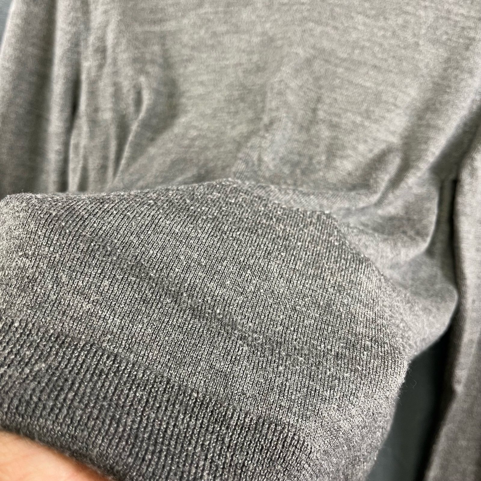 Express Express Merino Wool Blend V Neck Preppy Sweater Read NN-09 Size M / US 6-8 / IT 42-44 - 4 Thumbnail