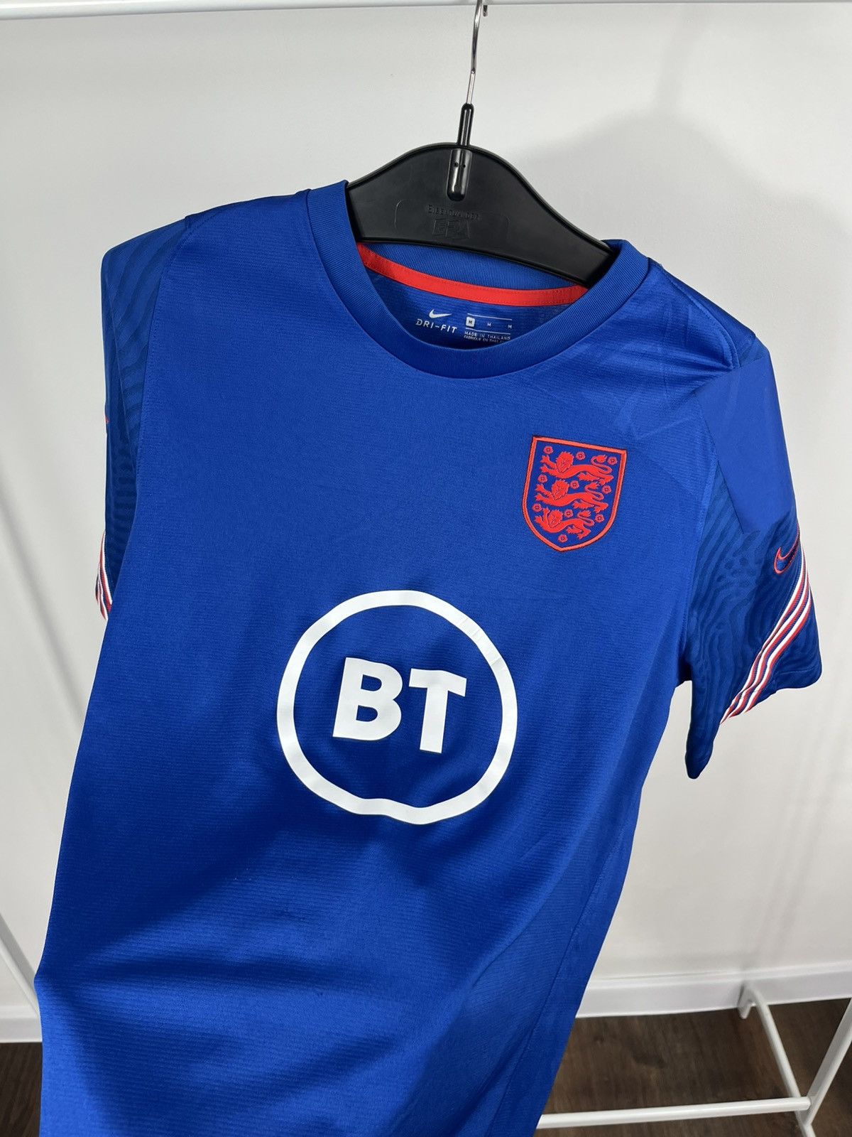 Nike Nike England Football Training Jersey Blue Dri Fit Size M Size US M / EU 48-50 / 2 - 7 Thumbnail