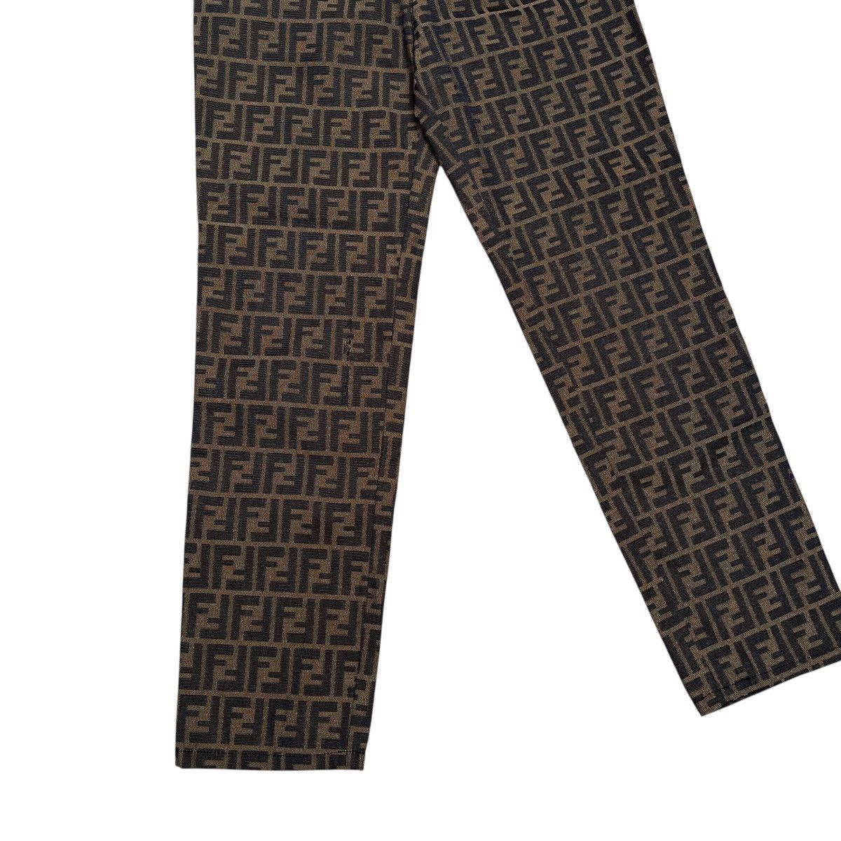 Fendi VINTAGE FENDI MONOGRAM PANTS Size 26" / US 2 / IT 38 - 5 Thumbnail