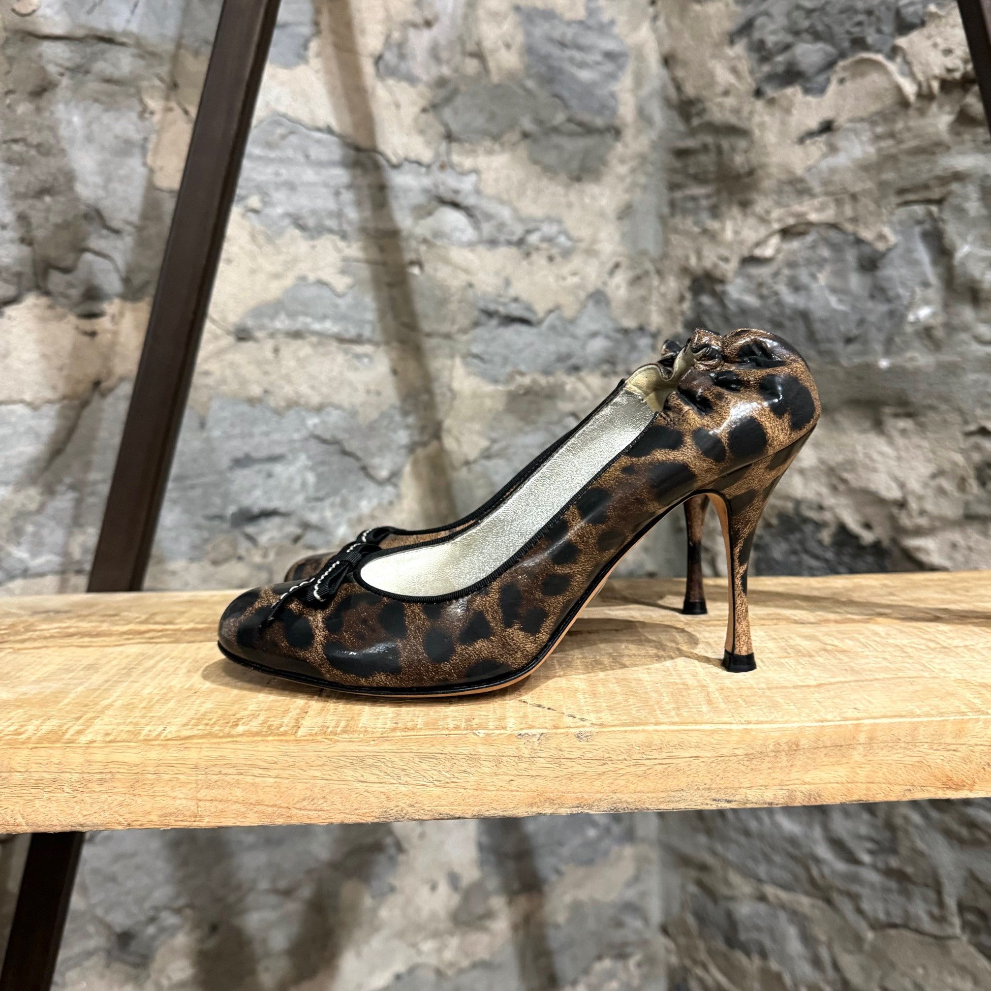 Dolce & Gabbana Dolce & Gabbana Leopard Patent Elastic Bow Pumps Size US 7.5 / IT 37.5 - 7 Thumbnail