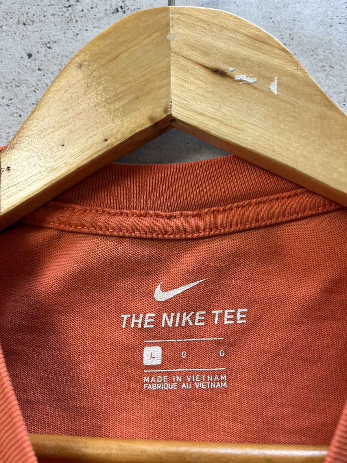 Nike NIKE TN AIR ORANGE MENS SHIRT STREET WEAR SIZEL L Size US L / EU 52-54 / 3 - 4 Thumbnail