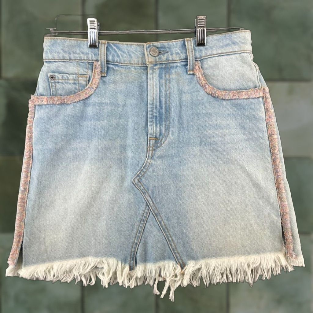 7 For All Mankind 7 For All Mankind Womens Denim Skirt 26 Raw Hem Fringe Mini 90s Bohemian Blues Color Denim Skirt Womens Mens?`` Size 26" / US 2 / IT 38 - 1 Thumbnail