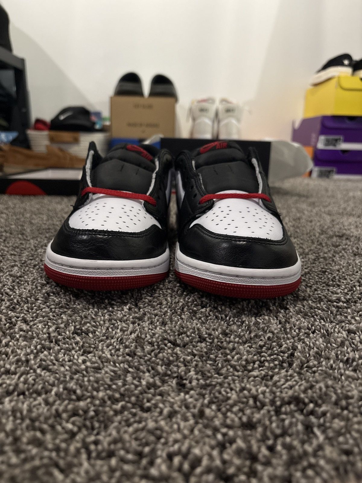 Jordan Brand × Nike Air Jordan 1 Retro Low OG Black Toe Size US 11 / EU 44 - 3 Thumbnail