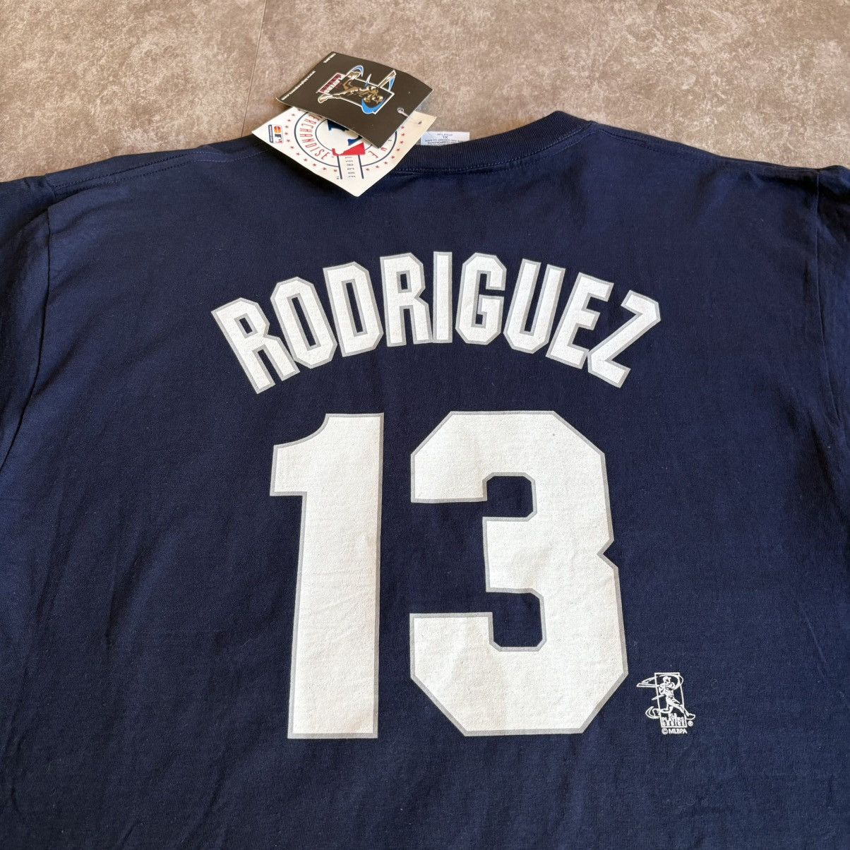 Vintage Vintage Dead Stock Alex Rodriguez New York Yankees T Shirt Size US XL / EU 56 / 4 - 1 Thumbnail
