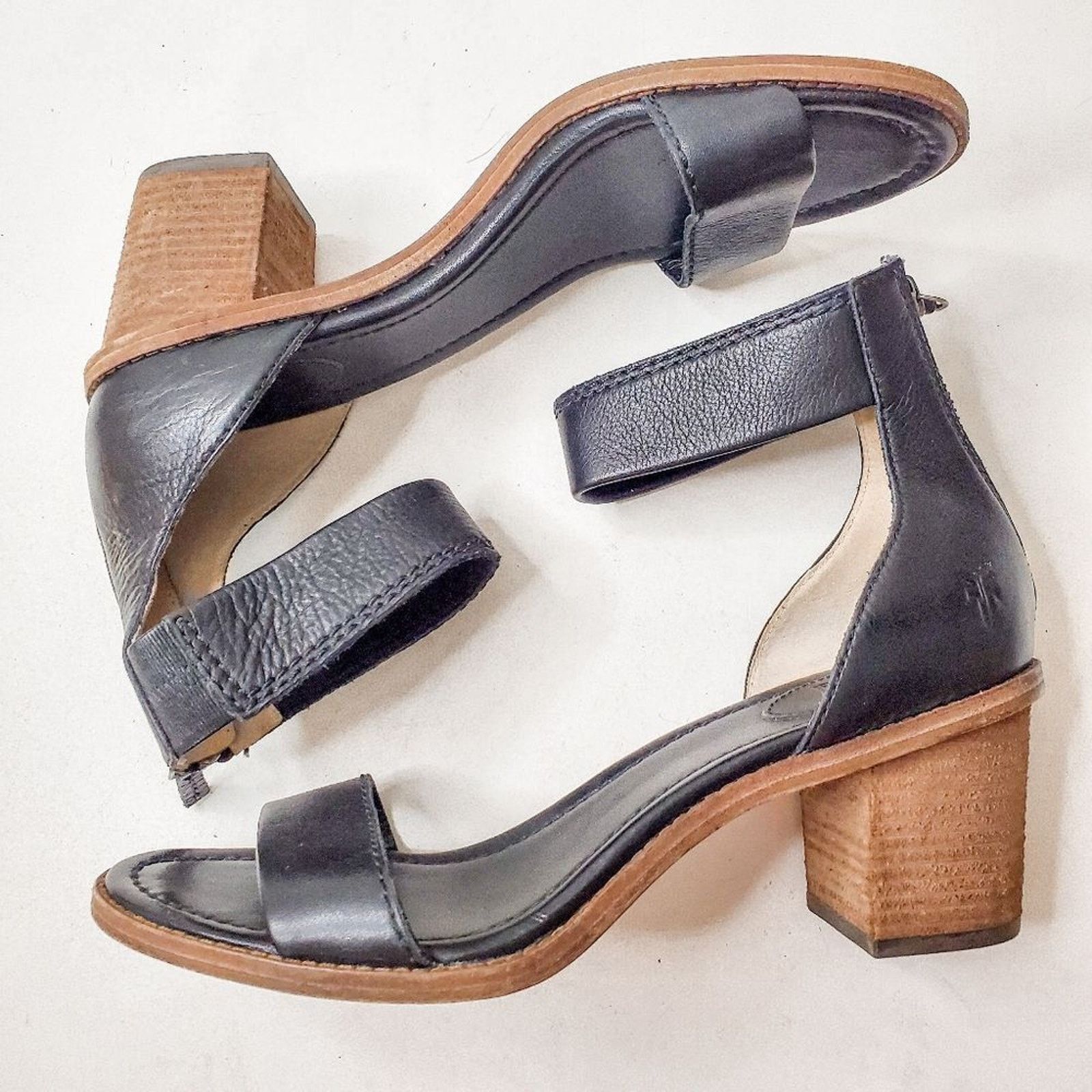 Frye Frye Black Leather Brielle Block Heeled Sandals Size 9M Size US 9 / IT 39 - 6 Thumbnail