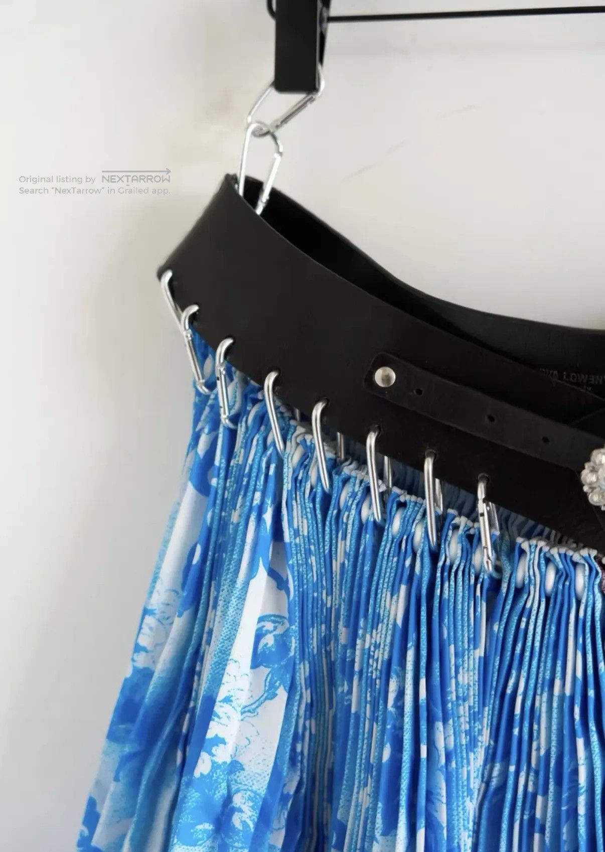 Chopova Lowena-Blocked Carabiner Pleated Skirt Kkkk132608 in Blue, Women's (Size 27) — image 5 of 6
