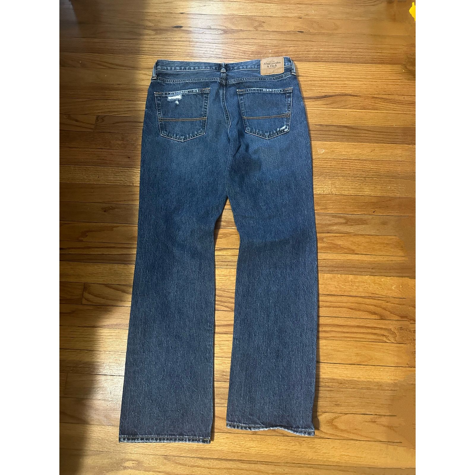 Abercrombie & Fitch Abercrombie & Fitch Boot Jeans 34x34 Size US 34 / EU 50 - 2 Thumbnail