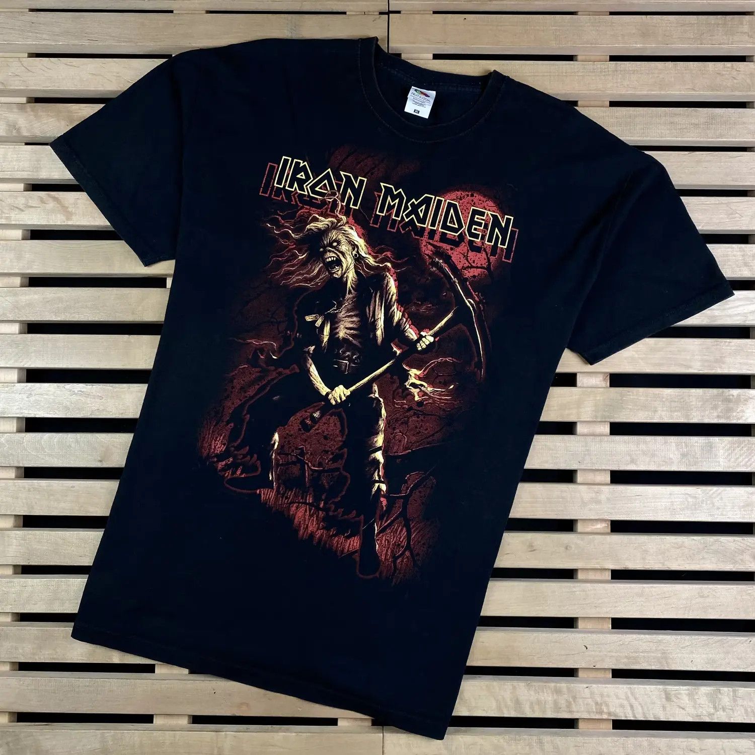 Band Tees × Iron Maiden × Vintage Mens Vintage T Shirt Iron Maiden Big Print Size XL Size US XL / EU 56 / 4 - 1 Thumbnail