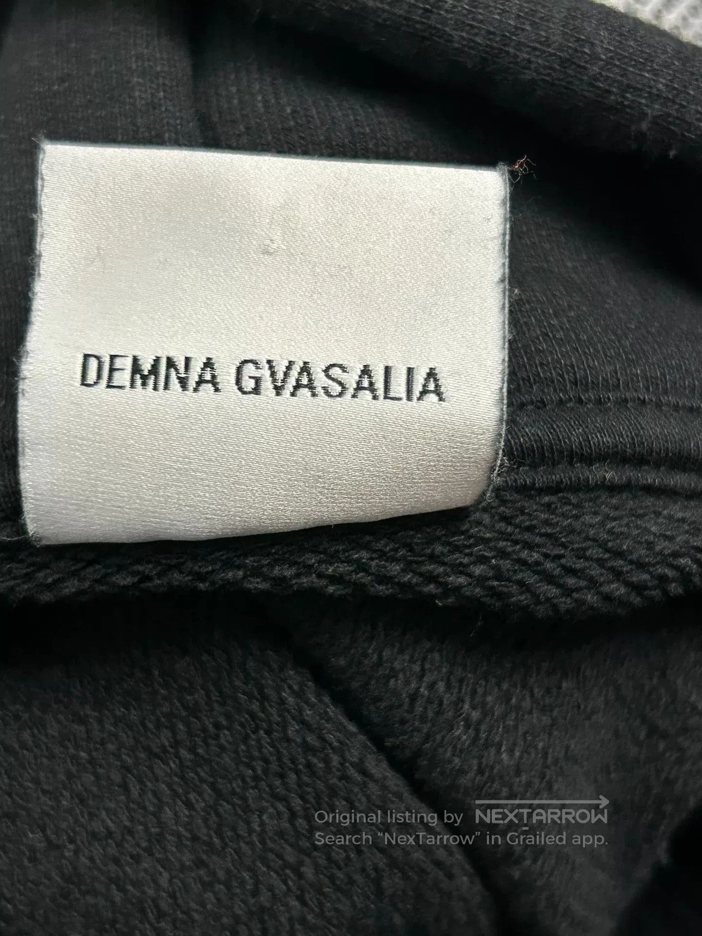 Vetements Vetements Logo Black Hoodie Size M. Size US M / EU 48-50 / 2 - 6 Thumbnail