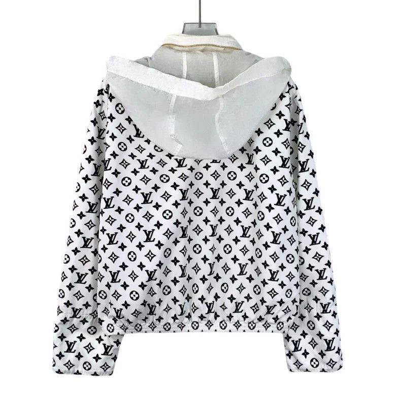 Louis Vuitton Louis Vuitton 23 white logo full-print hooded zippered lon Size XS / US 0-2 / IT 36-38 - 2 Thumbnail