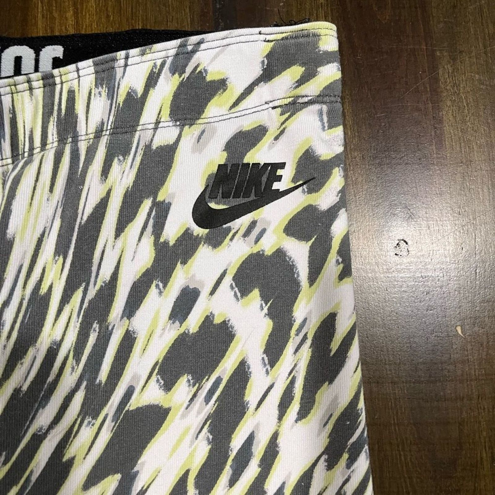 Nike Nike Womens Leg-A-See Windblur Leggings Abstract Size M Size 28" / US 6 / IT 42 - 4 Thumbnail