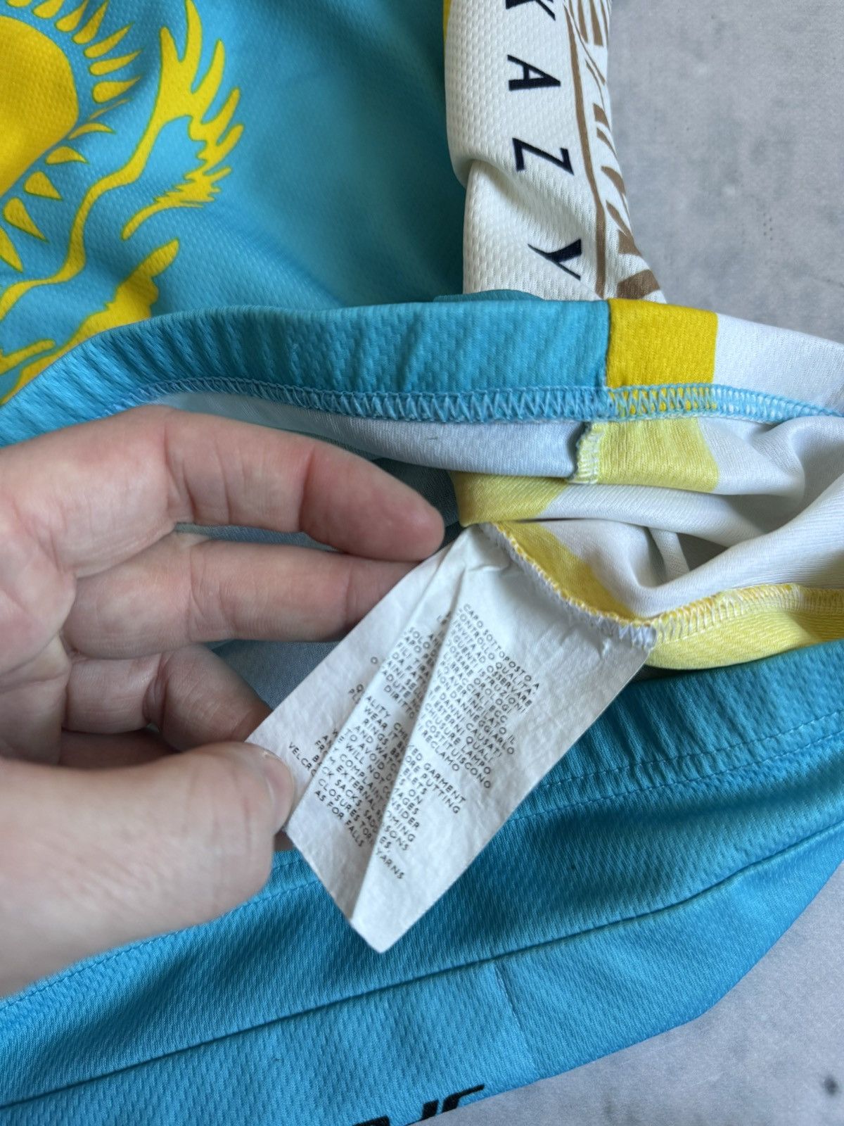 Vintage Astana velo jersey Kazyna Size US M / EU 48-50 / 2 - 6 Thumbnail