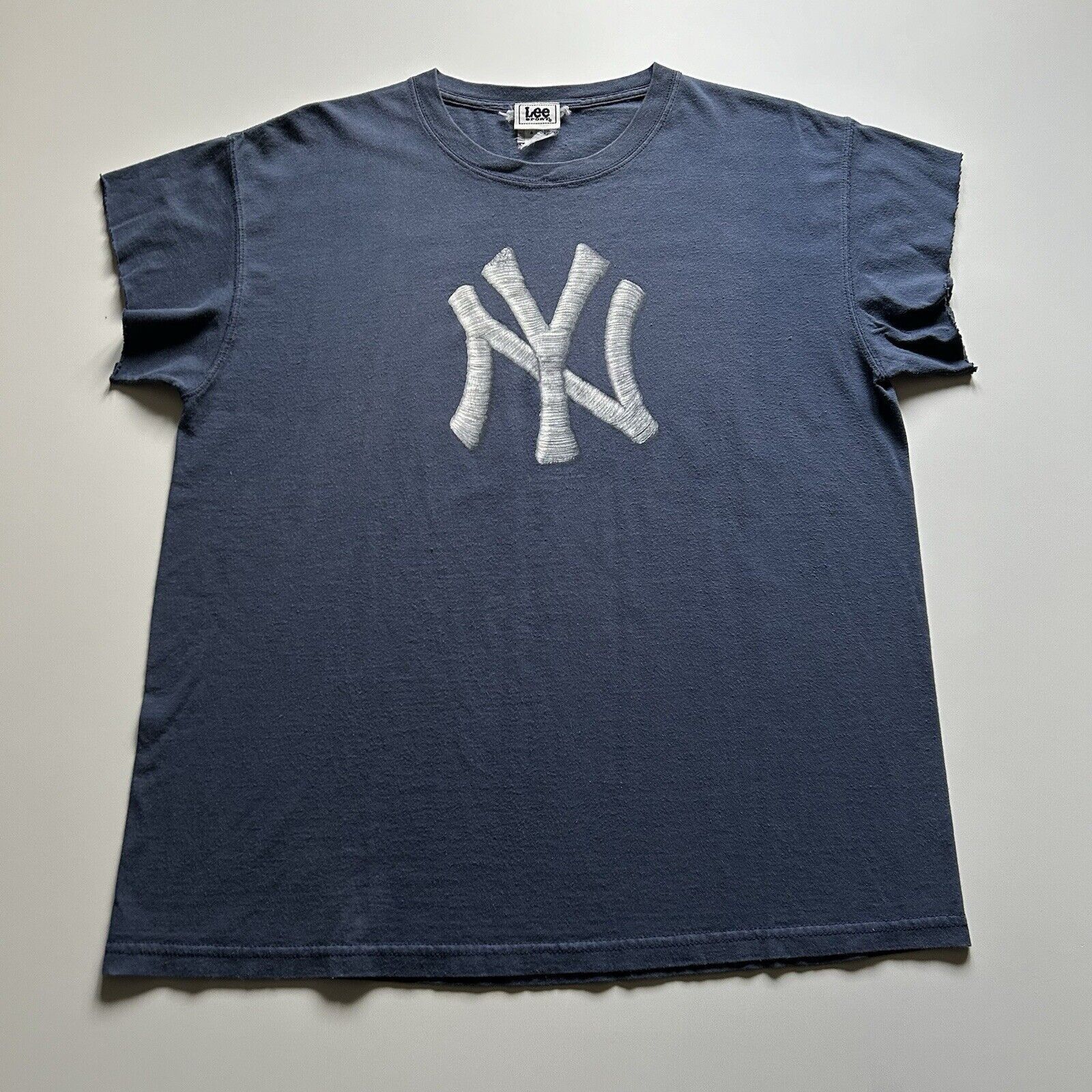 MLB Vintage Y2K New York Yankees MLB Logo Graphic T Shirt XL Lee Size US XL / EU 56 / 4 - 1 Thumbnail