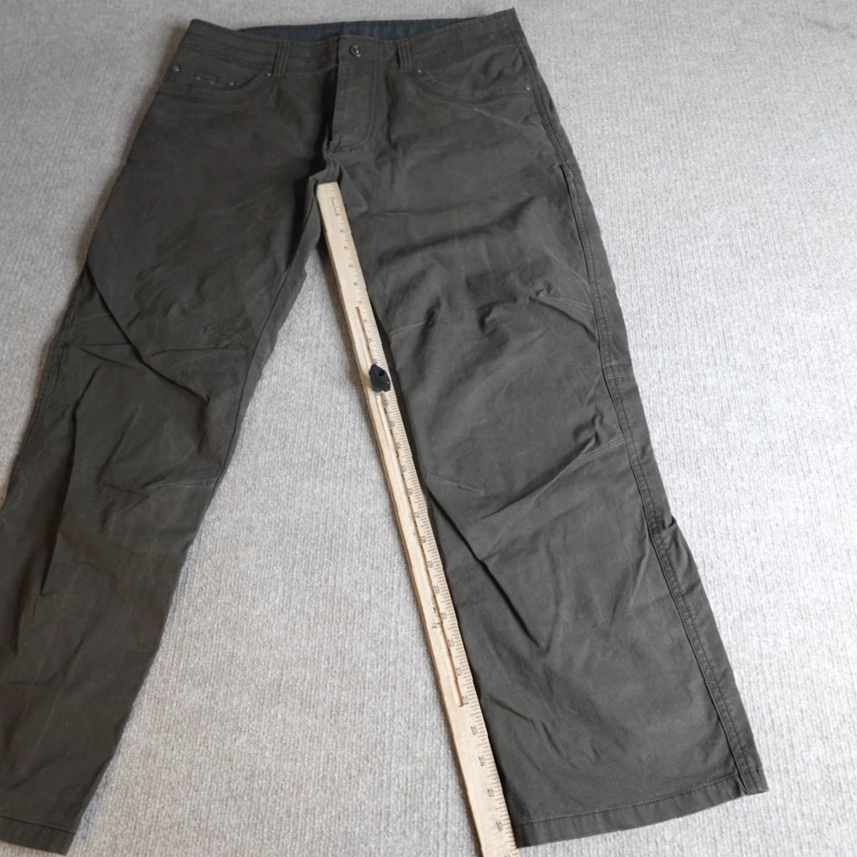 Vintage Kuhl RVLVR Pants 36 x 29 Beige Chino Metal Snap Men Regular 36 Boots? Size US 36 / EU 52 - 7 Thumbnail