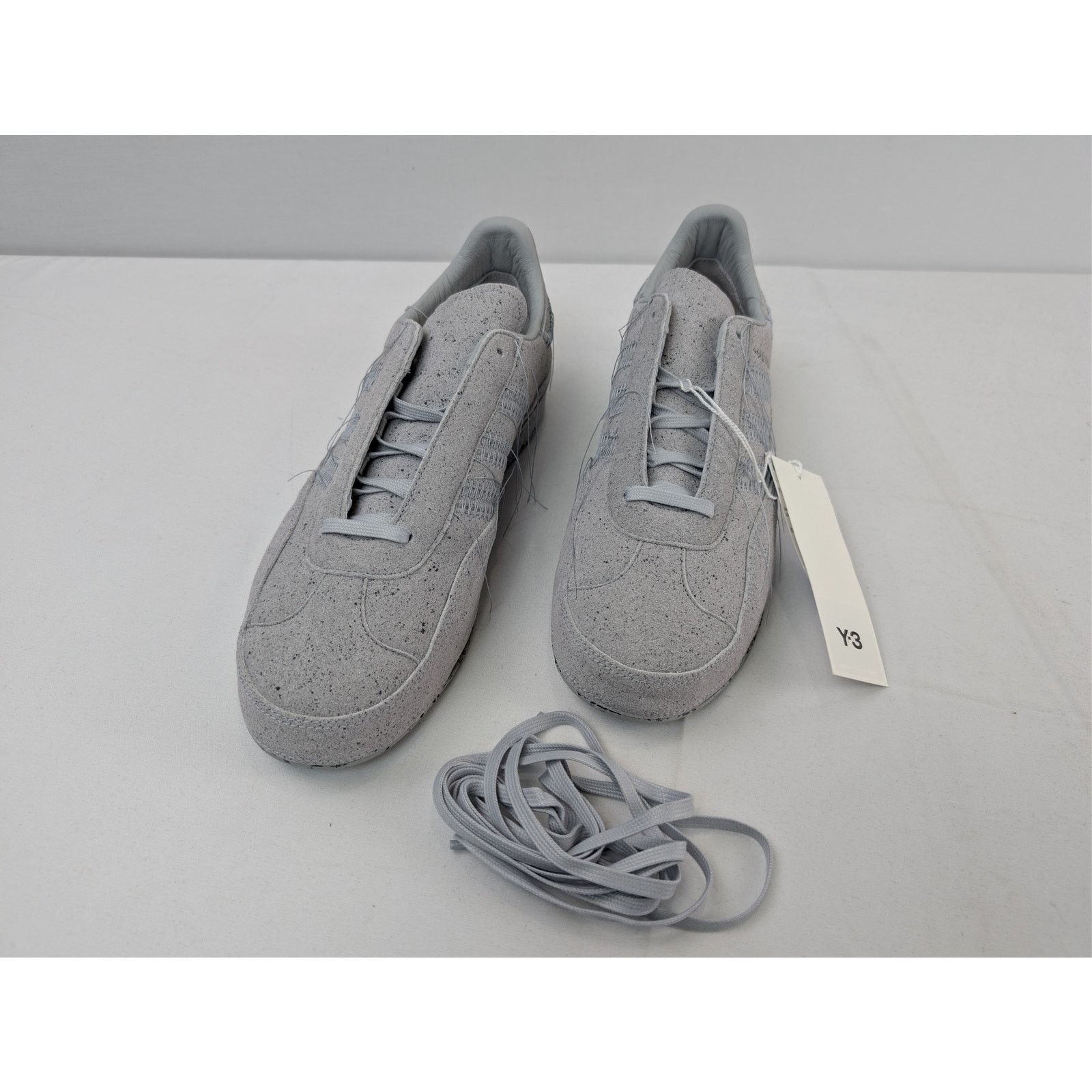 Y-3 o1rshd1 Gazelle Low-Top Sneakers in Gray Size US 8 / EU 41 - 9 Thumbnail