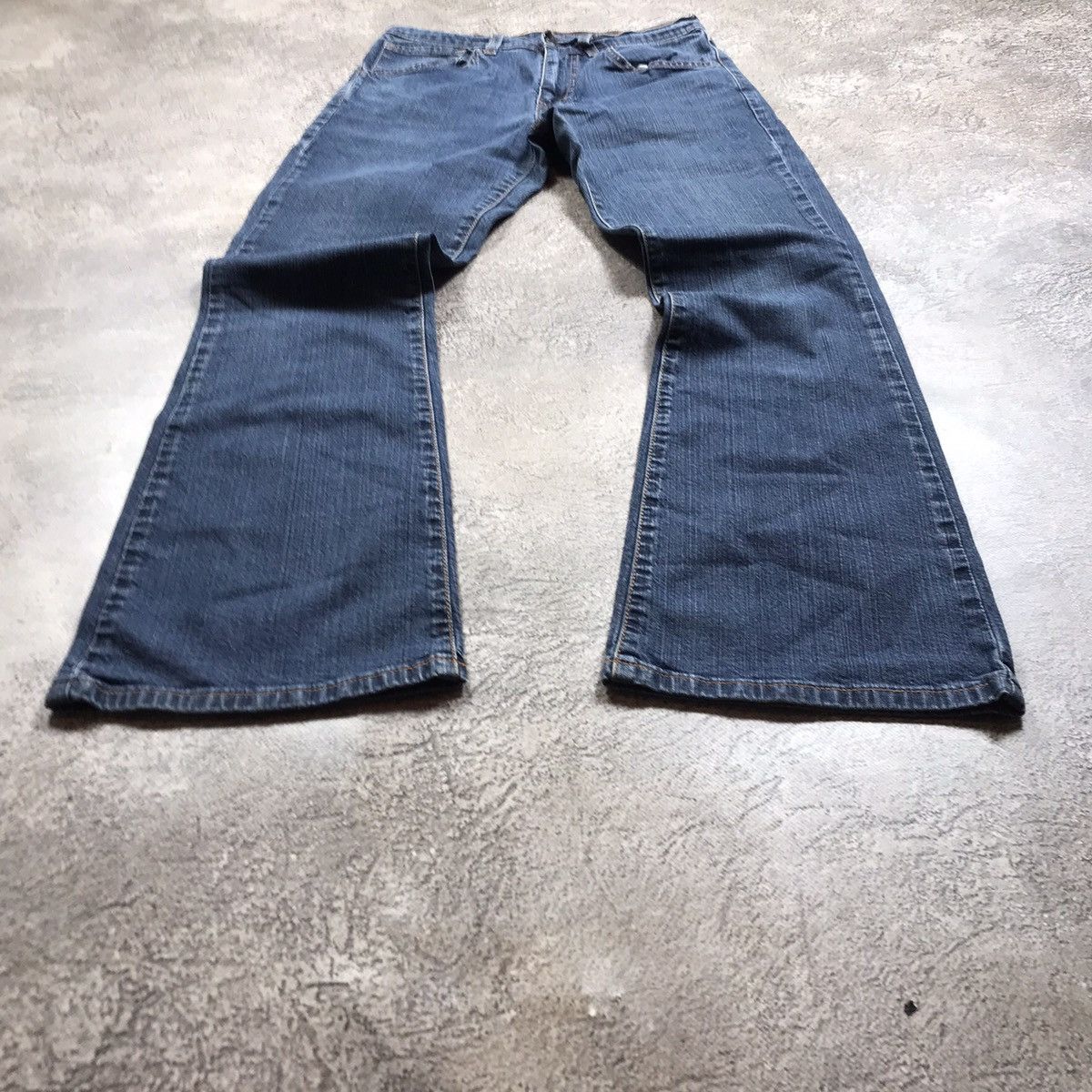Vintage Vintage 90s Levis Baggy Wide Leg Faded Jeans Grunge Logo 28 Size 28" / US 6 / IT 42 - 1 Thumbnail