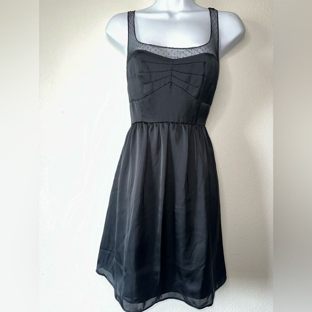 American Eagle Outfitters American Eagle Black Mesh Yoke Fit & Flare Dress Size 6 Size M / US 6-8 / IT 42-44 - 4 Thumbnail