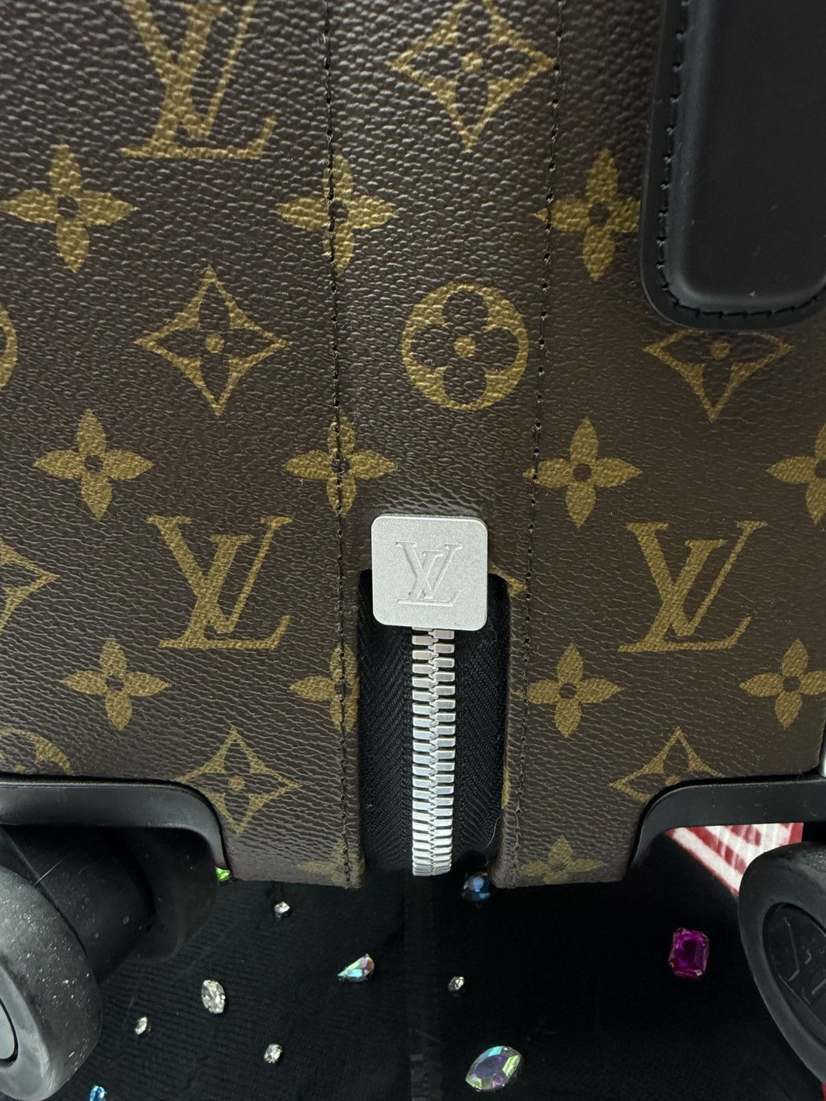 Louis Vuitton Louis Vuitton Horizon 55 Rolling Suit Case Size ONE SIZE - 8 Thumbnail