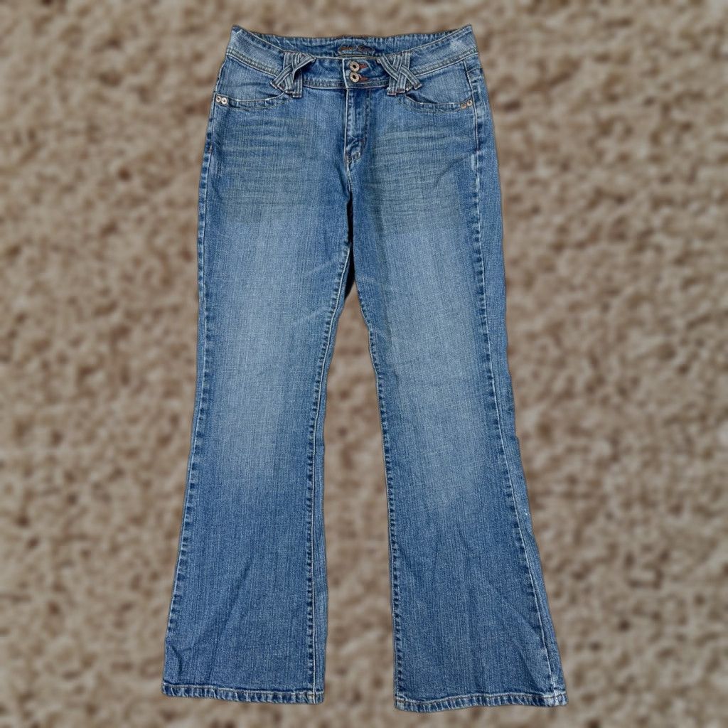 Jordache Kikit Jeans Womens 8 Blue Denim Flared Distressed 5-Pocket Cotton By Jordache Adults Regular Size 8 Womens Size 30" / US 8 / IT 44 - 1 Thumbnail