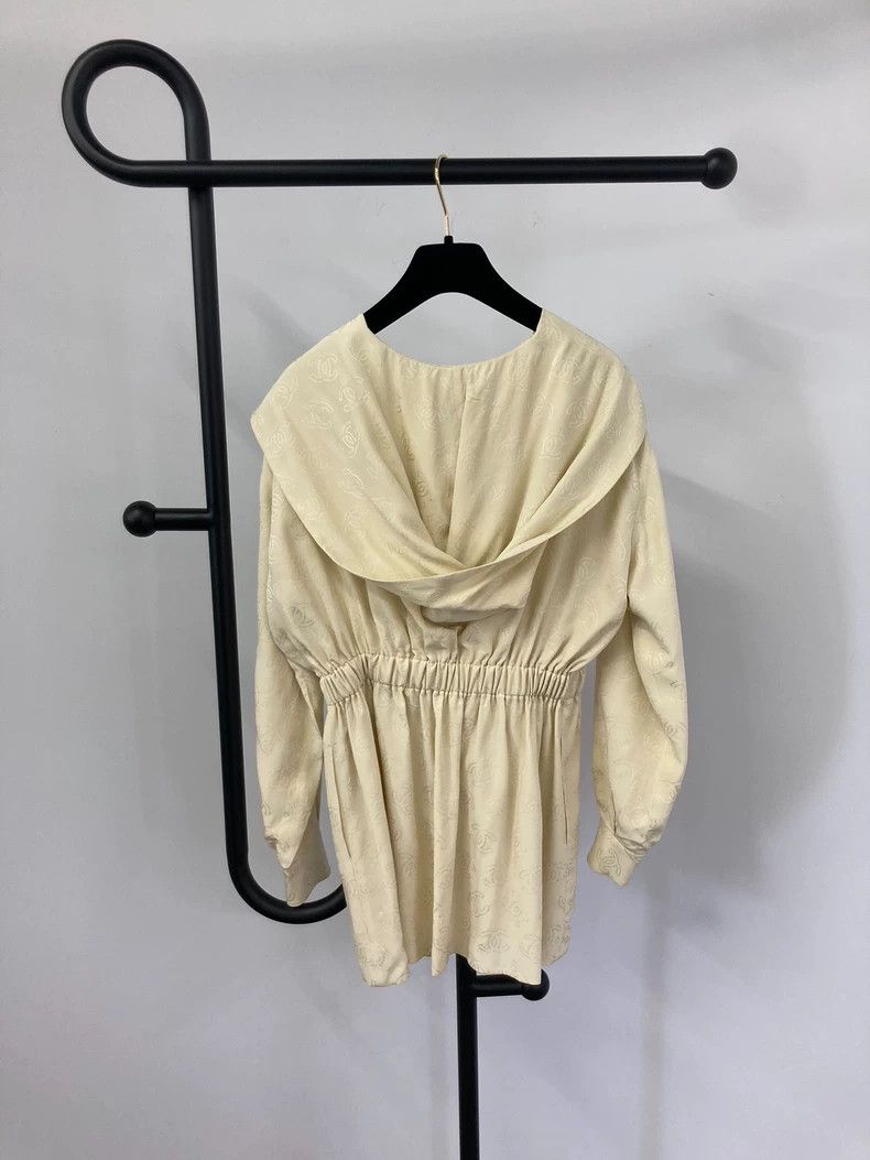 Chanel Chanel 23S light yellow dark pattern full logo silk long s Size XXS / US 00 / IT 34 - 3 Thumbnail