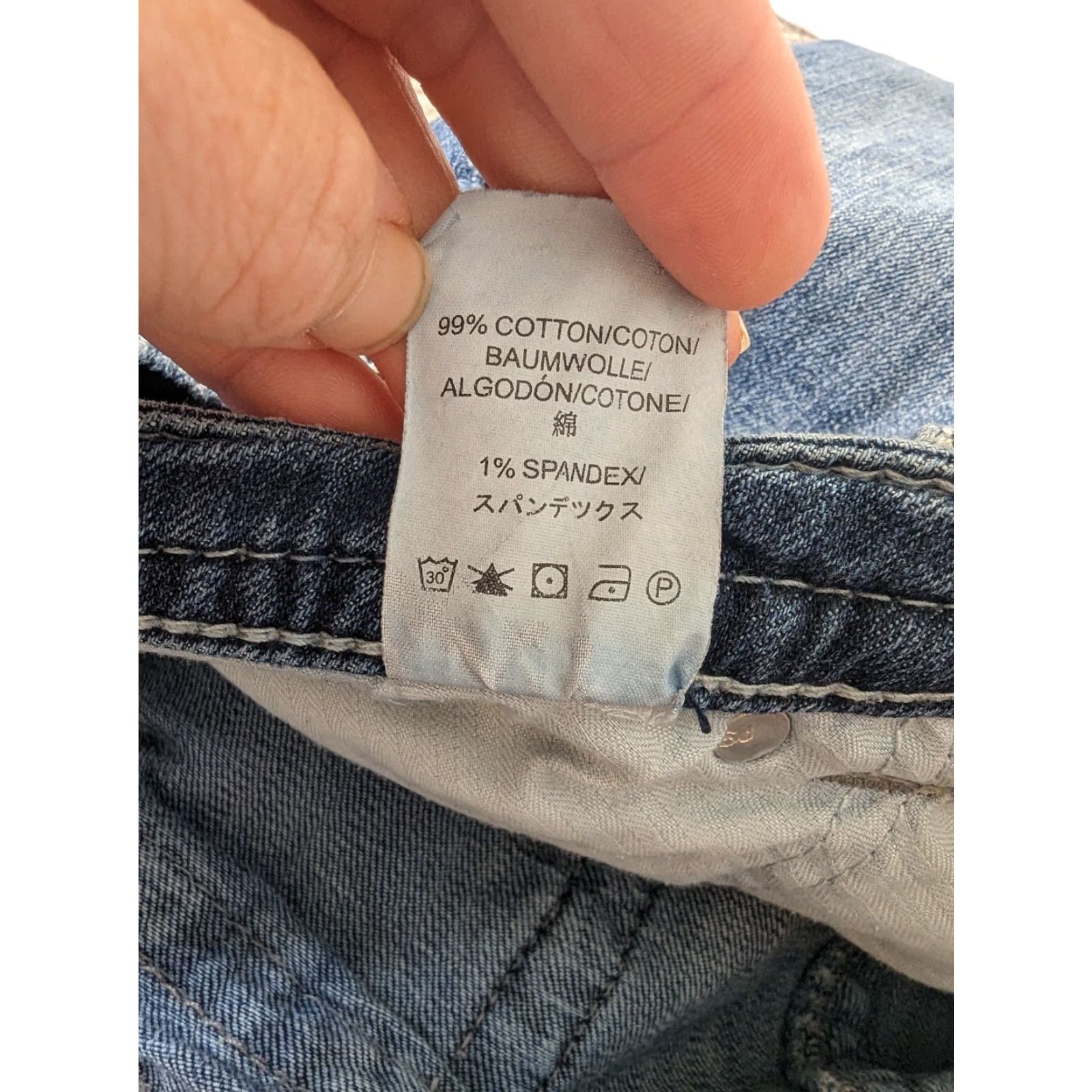 Silver Jeans Co. Silver Jeans Suki Capri Woman's 24 Blue Wash Surplus Size 42" / US 20 - 5 Thumbnail