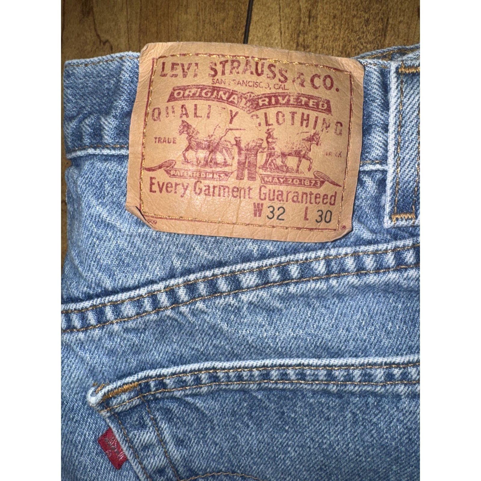 Levi's VINTAGE Levi’s Relaxed Straight Leg Jeans Blue 31x31 Made in Mexico Medium Wash Mens Jeans 90s Retro USA Vintage Mens Size US 31 - 6 Thumbnail