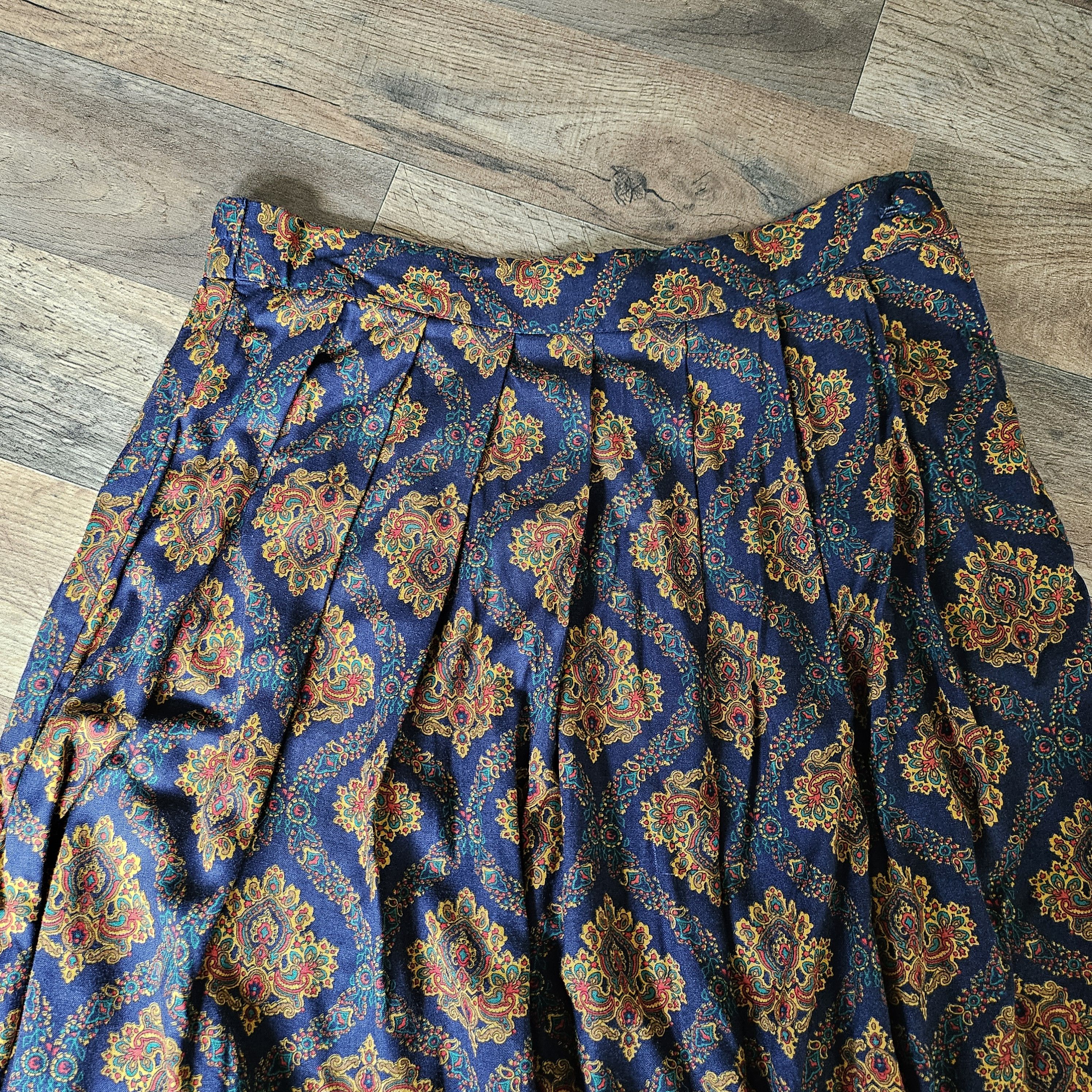 Vintage × Worthington Vintage Worthington Woman's Blue Paisley Pleat Skirt Size 28" / US 6 / IT 42 - 8 Thumbnail