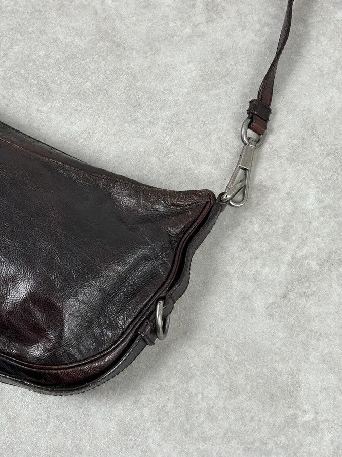 Yves Saint Laurent 2000s Yves Saint Laurent Mombasa Organic Horn Brown Leather Crossbody Bag Size ONE SIZE - 6 Thumbnail