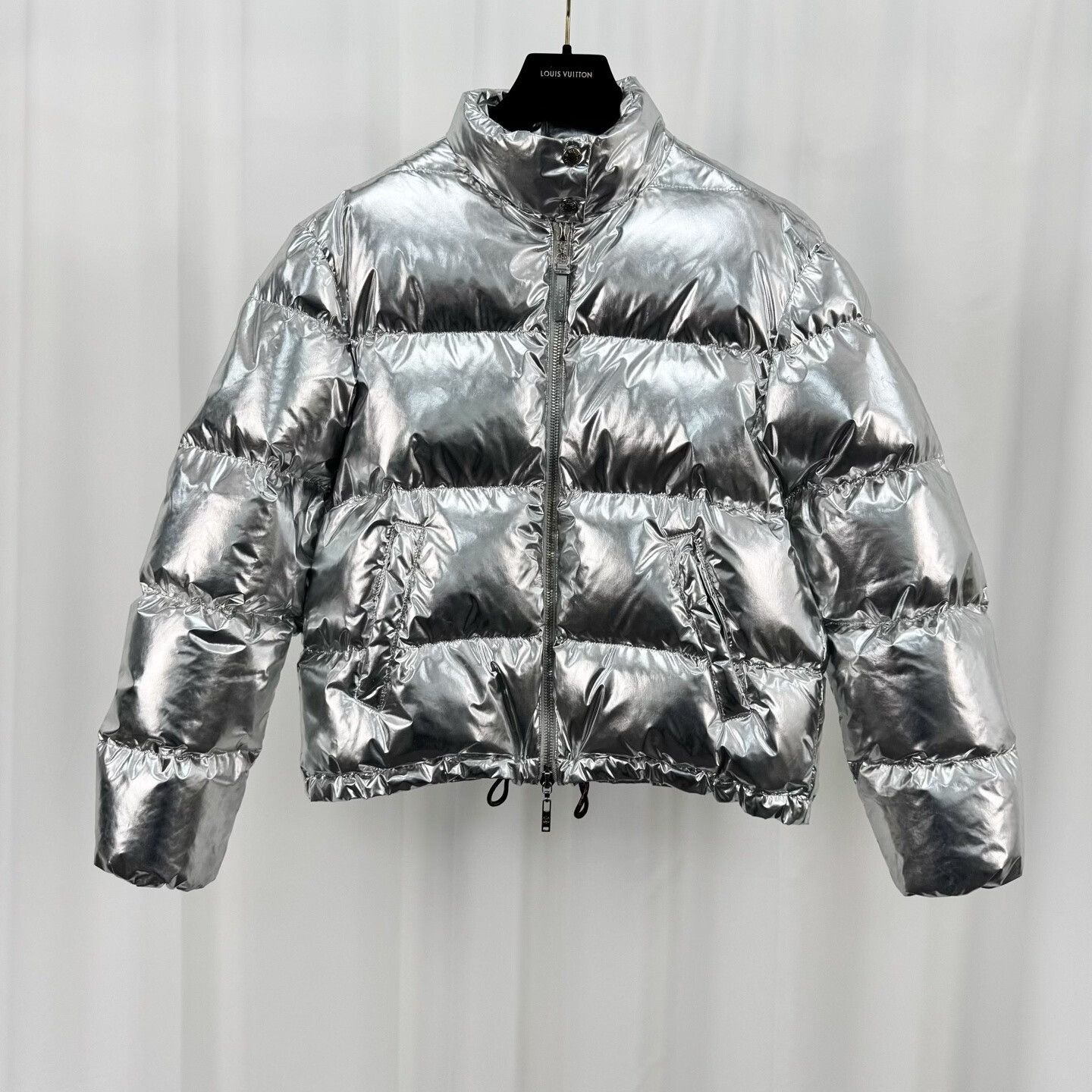 Louis Vuitton louis vuitton silver shiny puffer jacket Size S / US 4 / IT 40 - 1 Thumbnail