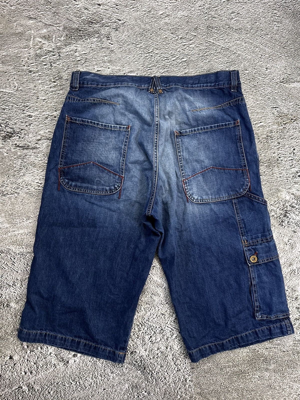 Marlboro Marlboro Jorts vintage baggy Y2K navy denim cargo shorts Size US 38 / EU 54 - 6 Thumbnail