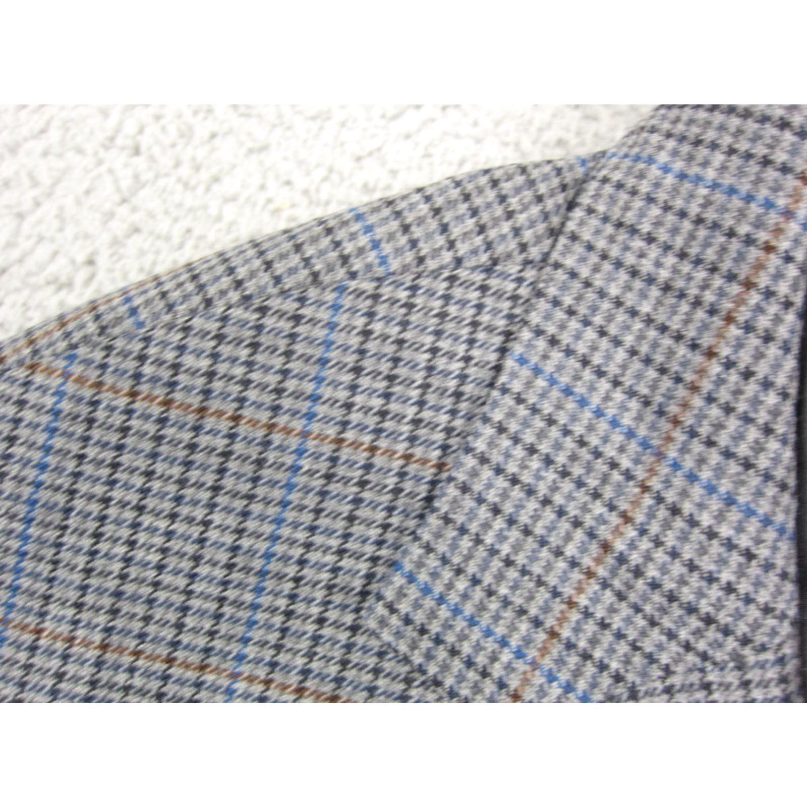 Brooks Brothers Brooks Brothers Jacket Blazer Mens 42S Gray Wool Tweed Notch Long 2-Button 100% Wool 80s 90s City Classic Suit Coat Bag/Dress code? Size 42R - 3 Thumbnail