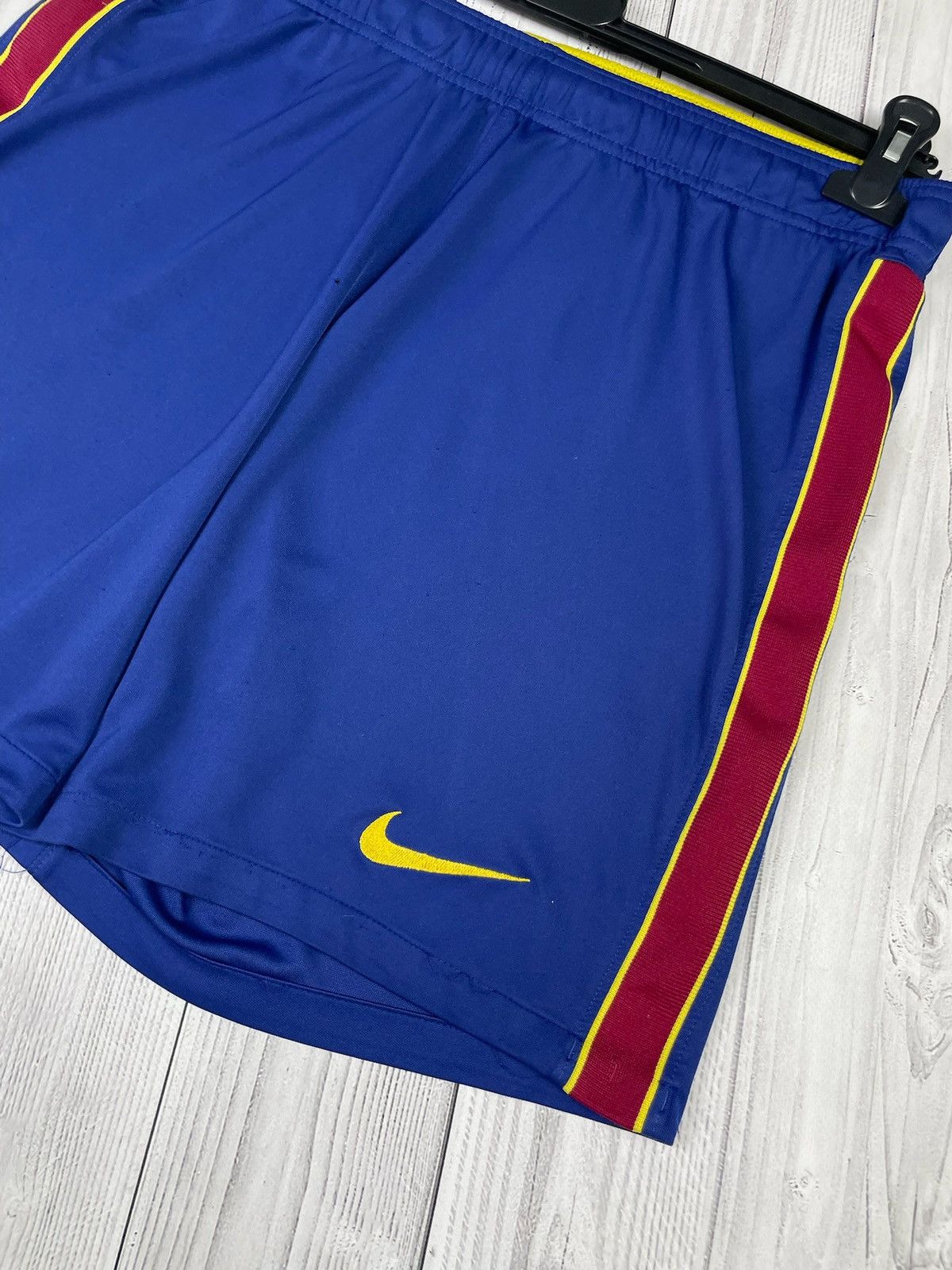 Nike Vintage nike Barcelona soccer shorts size L blue Size US 34 / EU 50 - 2 Thumbnail