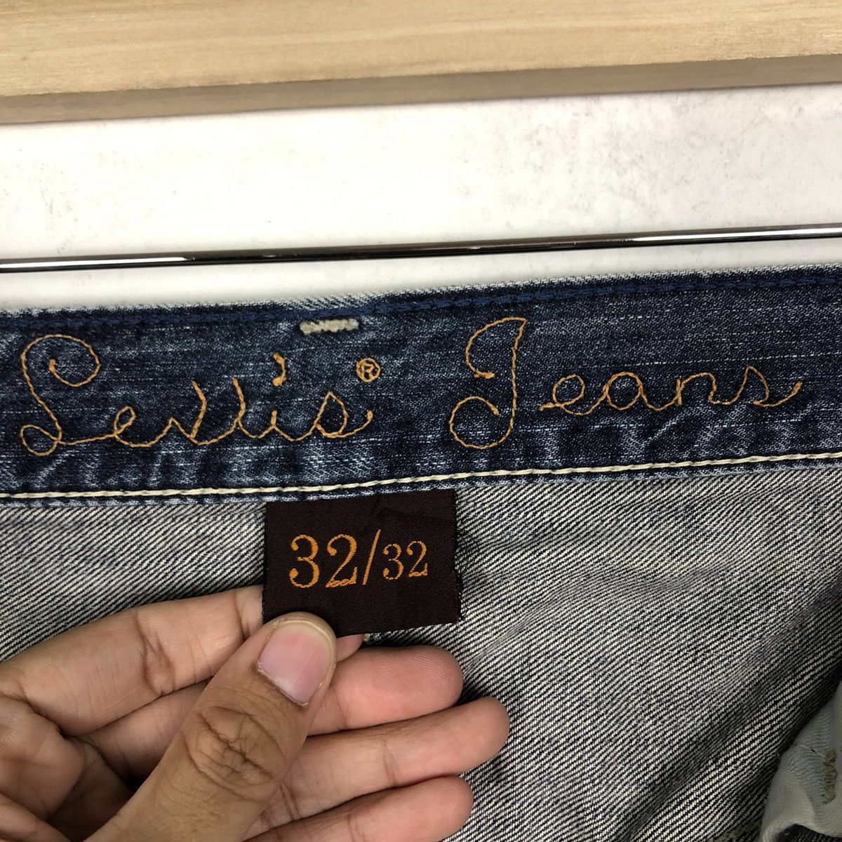 Levi's 🔥Vintage Distressed Denim Levi’s Lot 203 USA Size US 34 / EU 50 - 12 Thumbnail