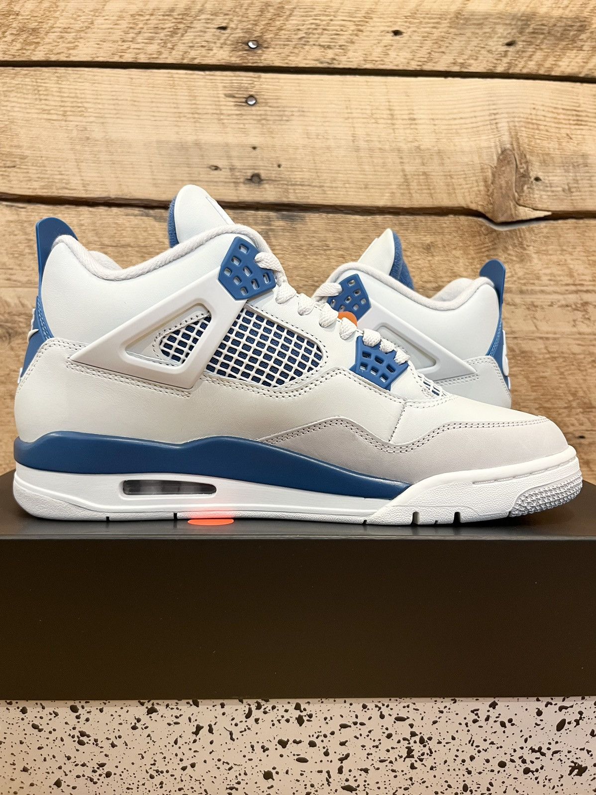 Jordan Brand Nike Air Jordan 4 Retro Military Blue 2024 FV5029-141 Size US 10 / EU 43 - 6 Thumbnail