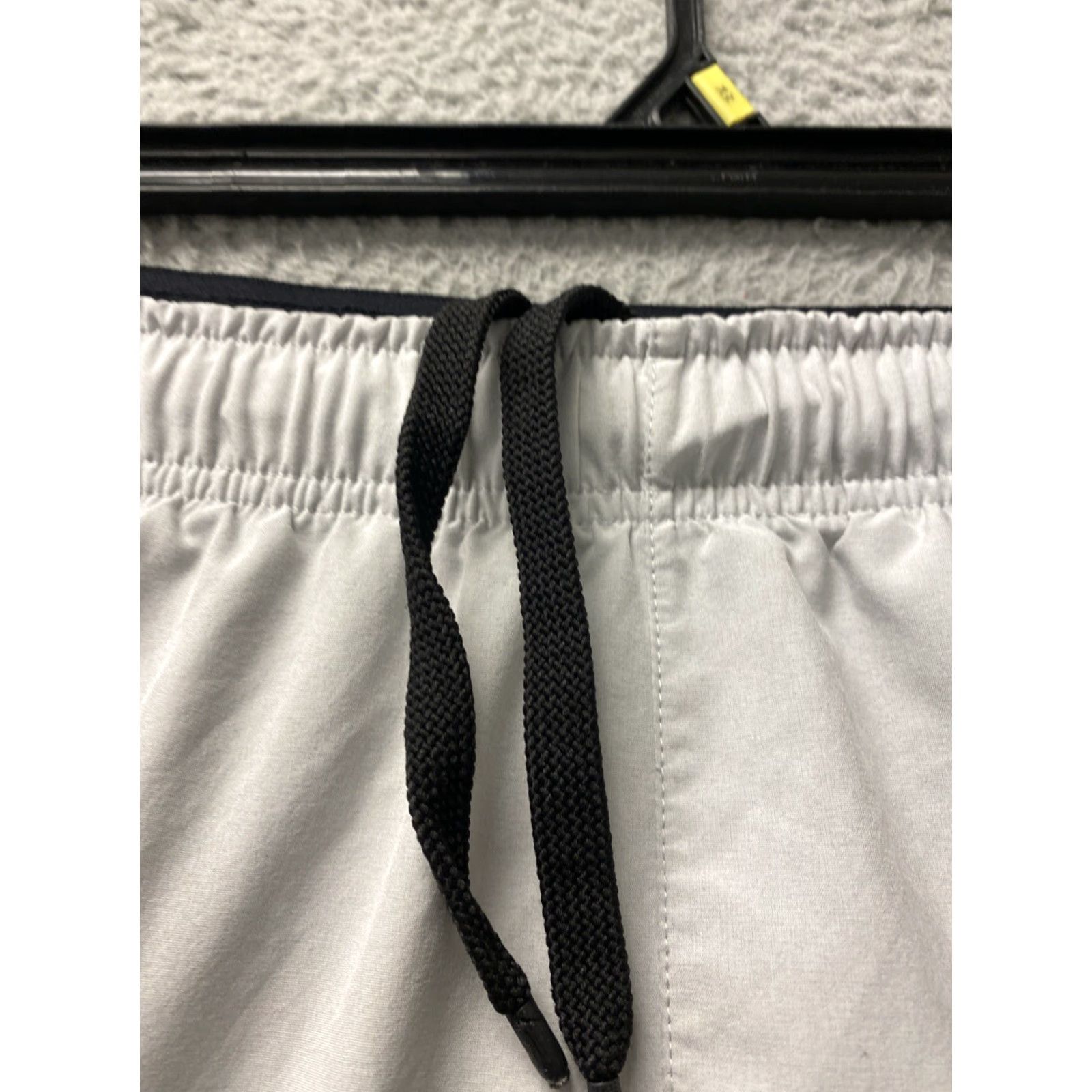 Nike VINTAGE Nike Men’s Athletic Shorts Workout Running Gray Size M Drawstring Size US 31 - 4 Thumbnail
