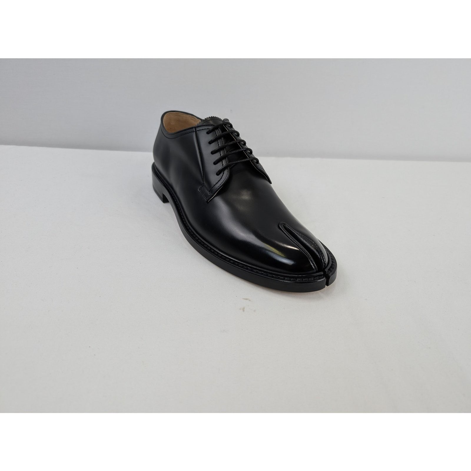 Maison Margiela o1rshd1 Q:4 / Classic Tabi Derby Shoe Boots in Black Size US 11 / EU 44 - 2 Thumbnail