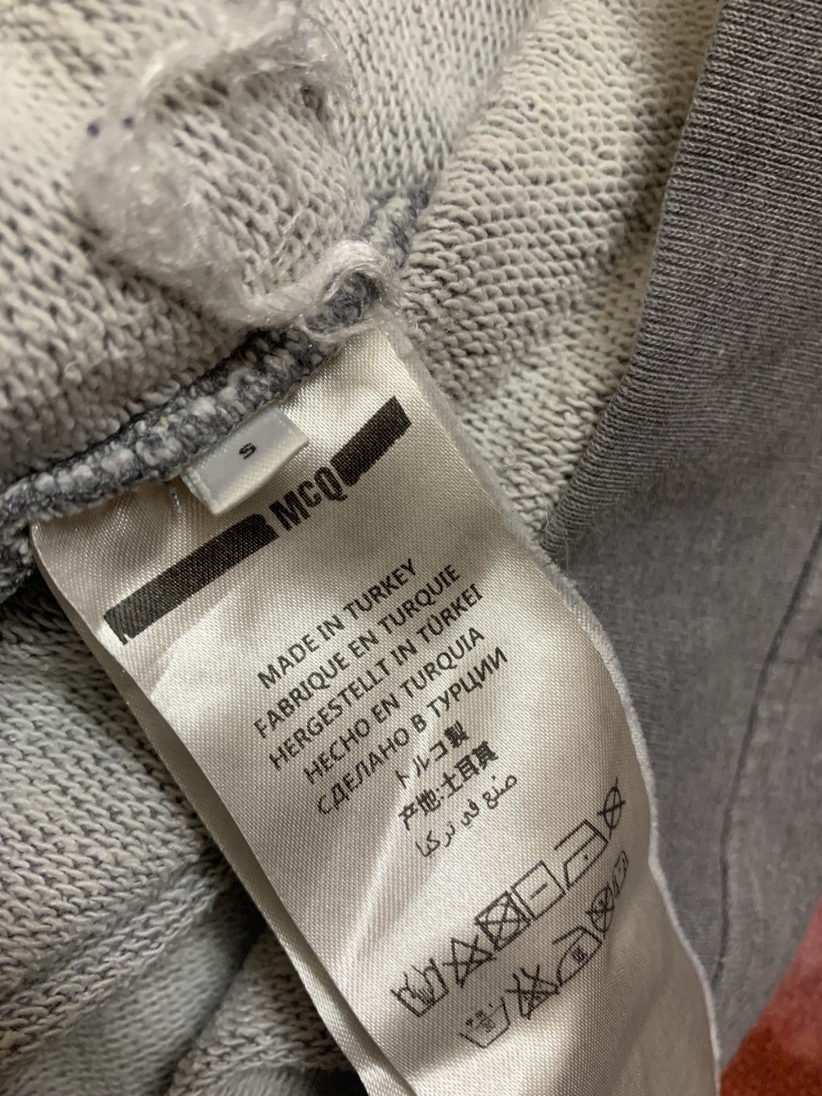 Alexander McQueen McQ Alexander McQueen Birds Collection Sweatshirts Size S / US 4 / IT 40 - 10 Thumbnail
