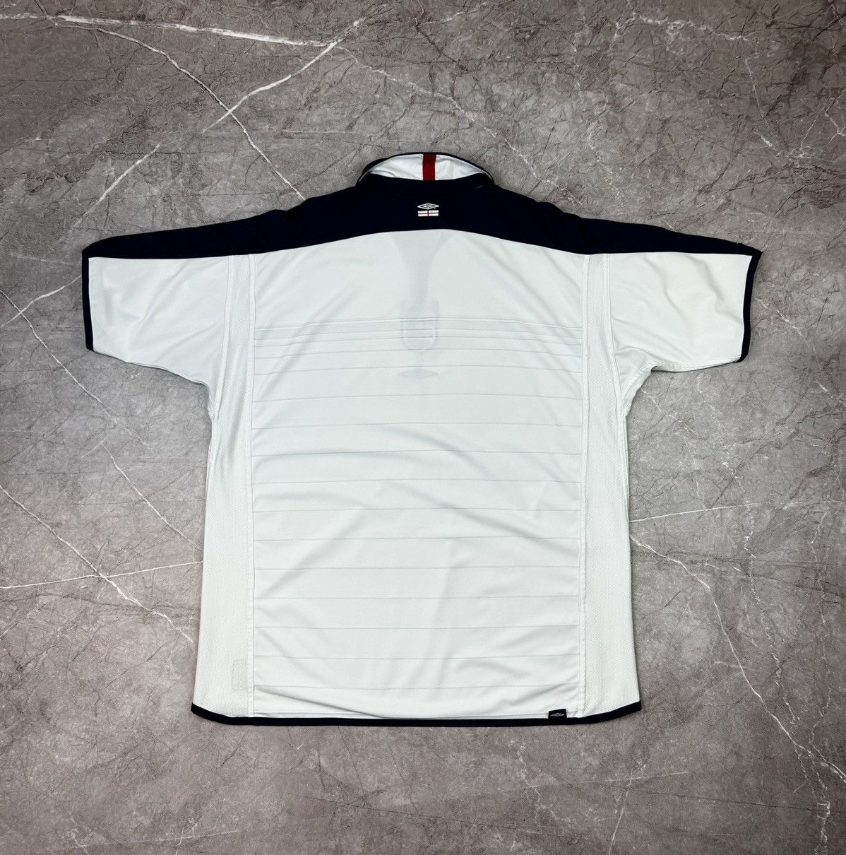 Other Umbro England 2004 reversible jersey Size US XXL / EU 58 / 5 - 11 Thumbnail