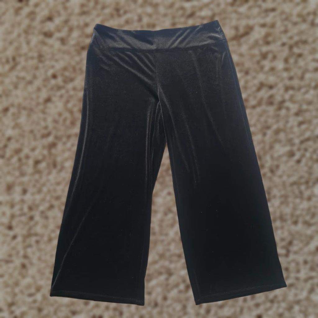 J. Jill J Jill Pants Womens XL Petite Black Velour Crop Capri Wide Leg Stretch Casual Size 26" / US 2 / IT 38 - 1 Thumbnail